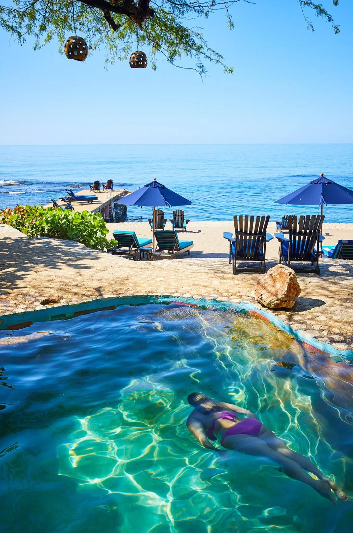 Beach in Jakes Hotel