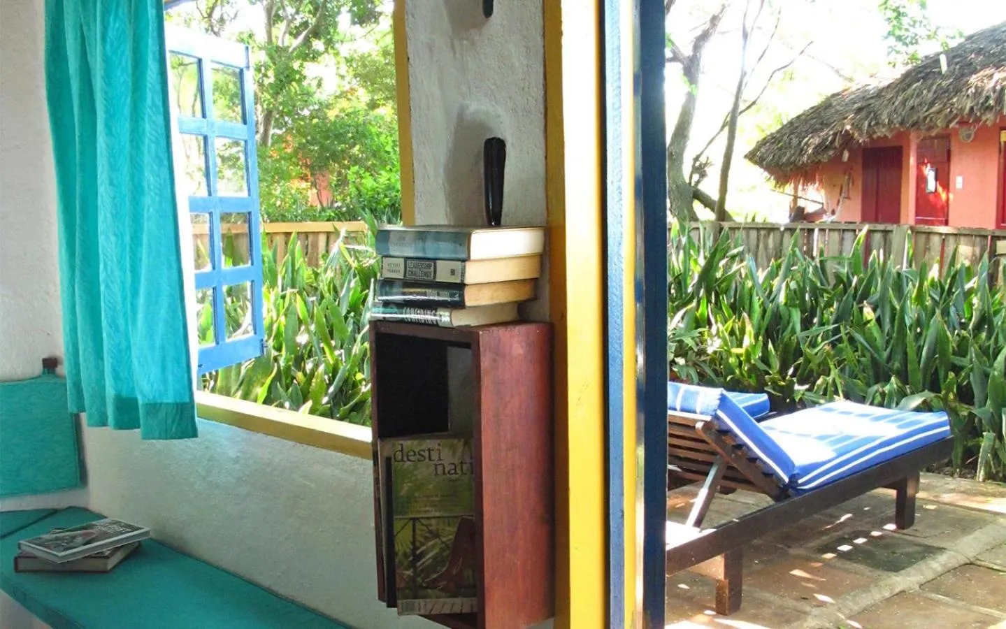 Balcony/Terrace in Jakes Hotel