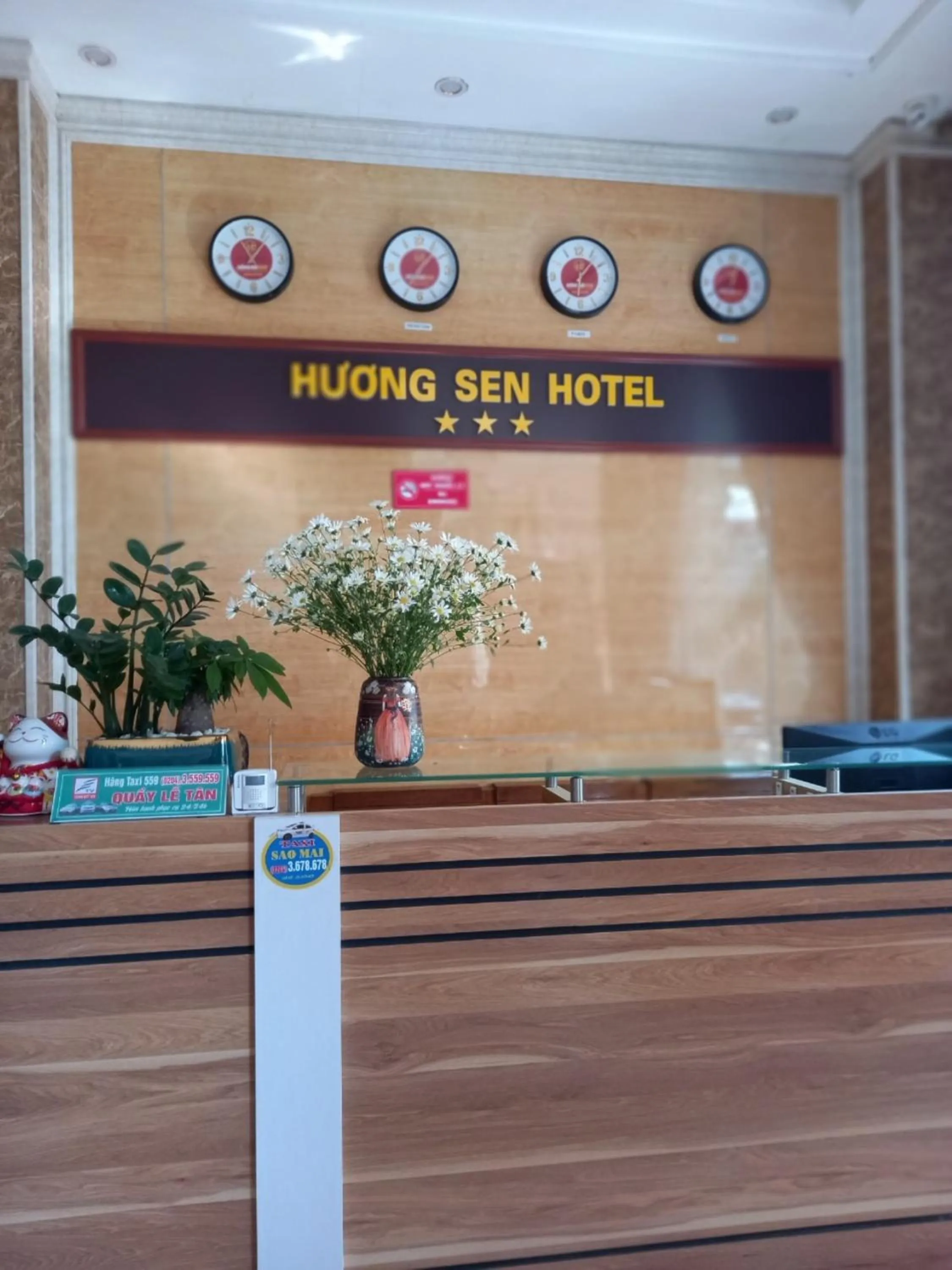 Lobby or reception in Hương Sen Hotel Bac Giang