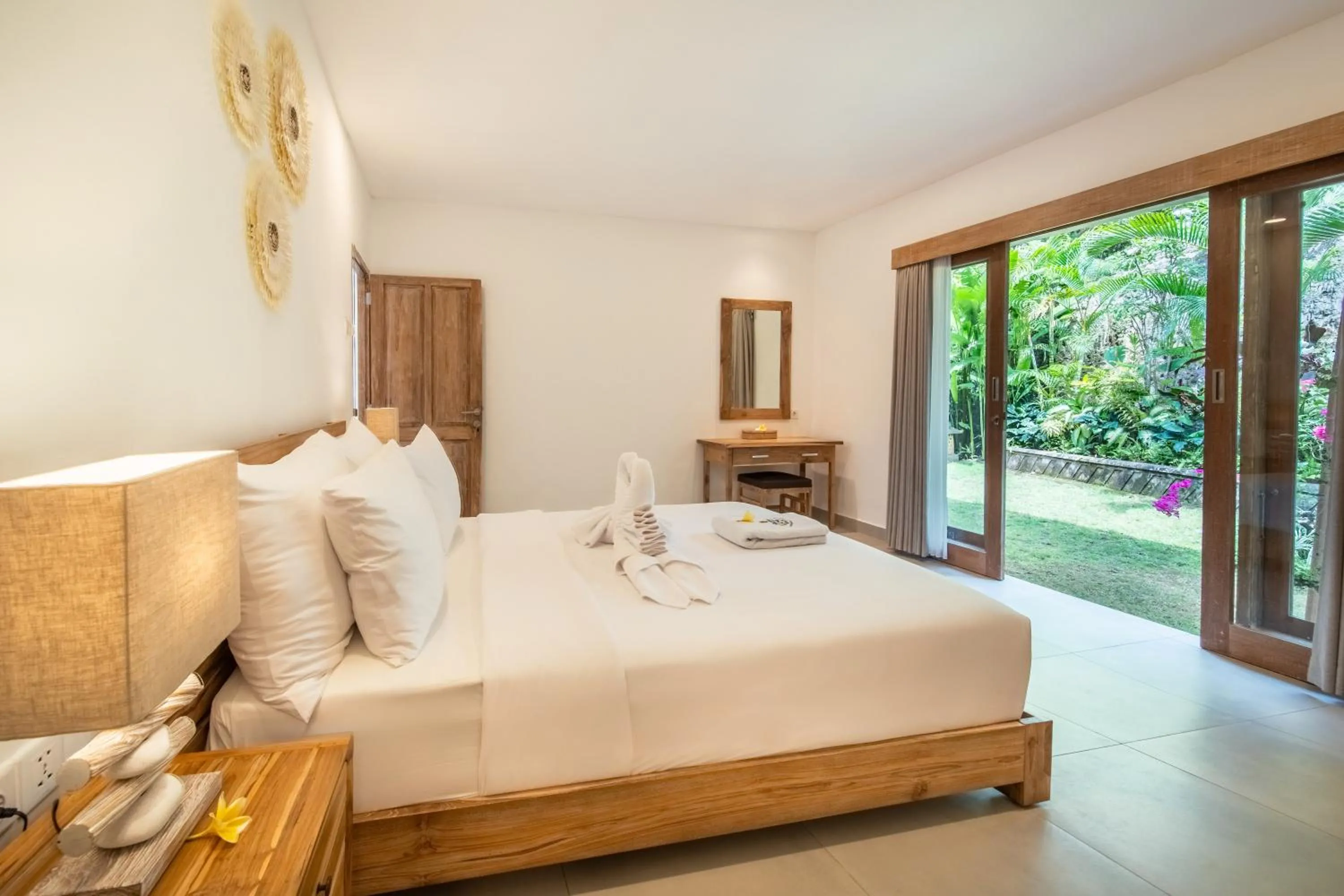Bedroom, Bed in Tropical Villa Sinar Maluku