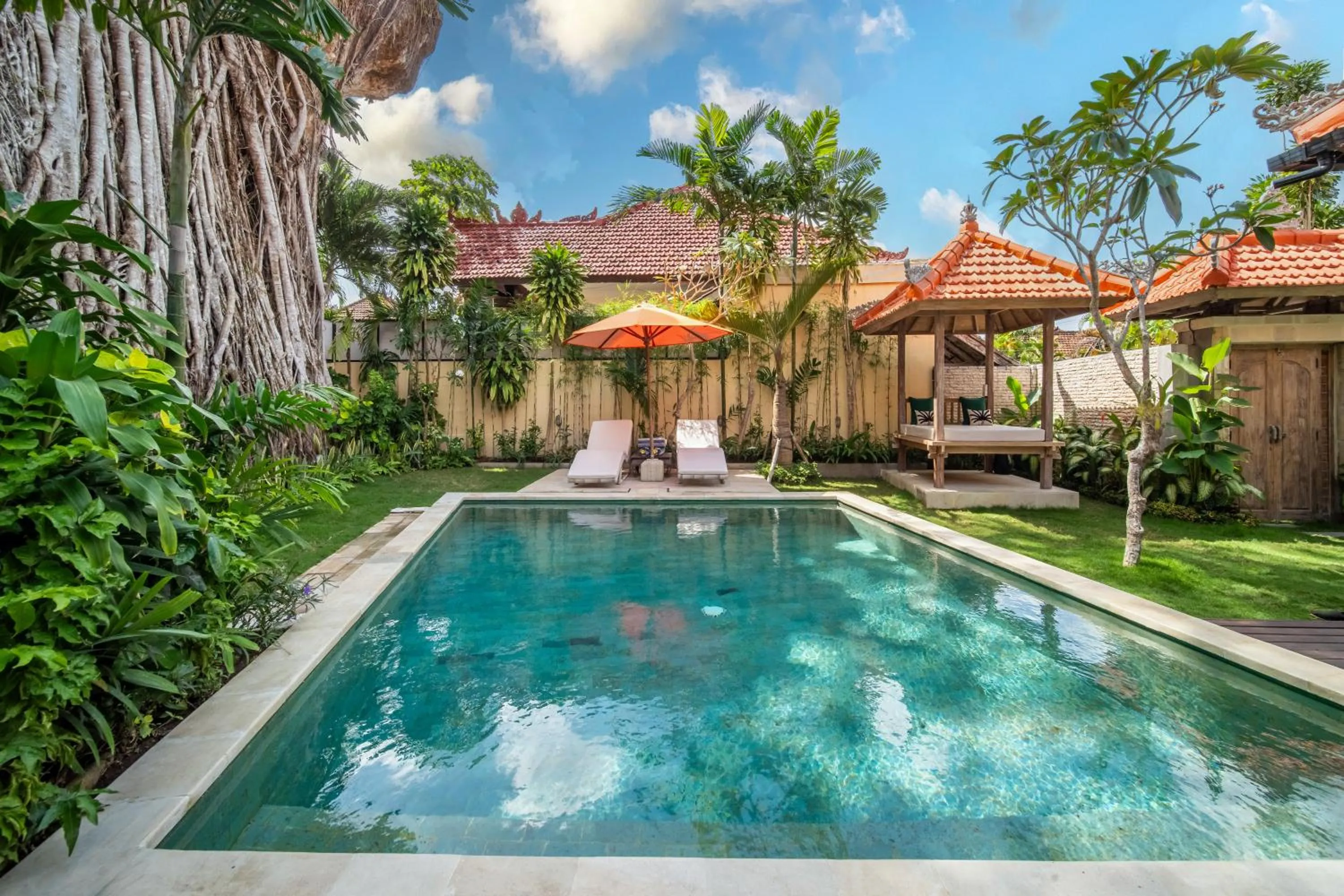 Property building in Tropical Villa Sinar Maluku