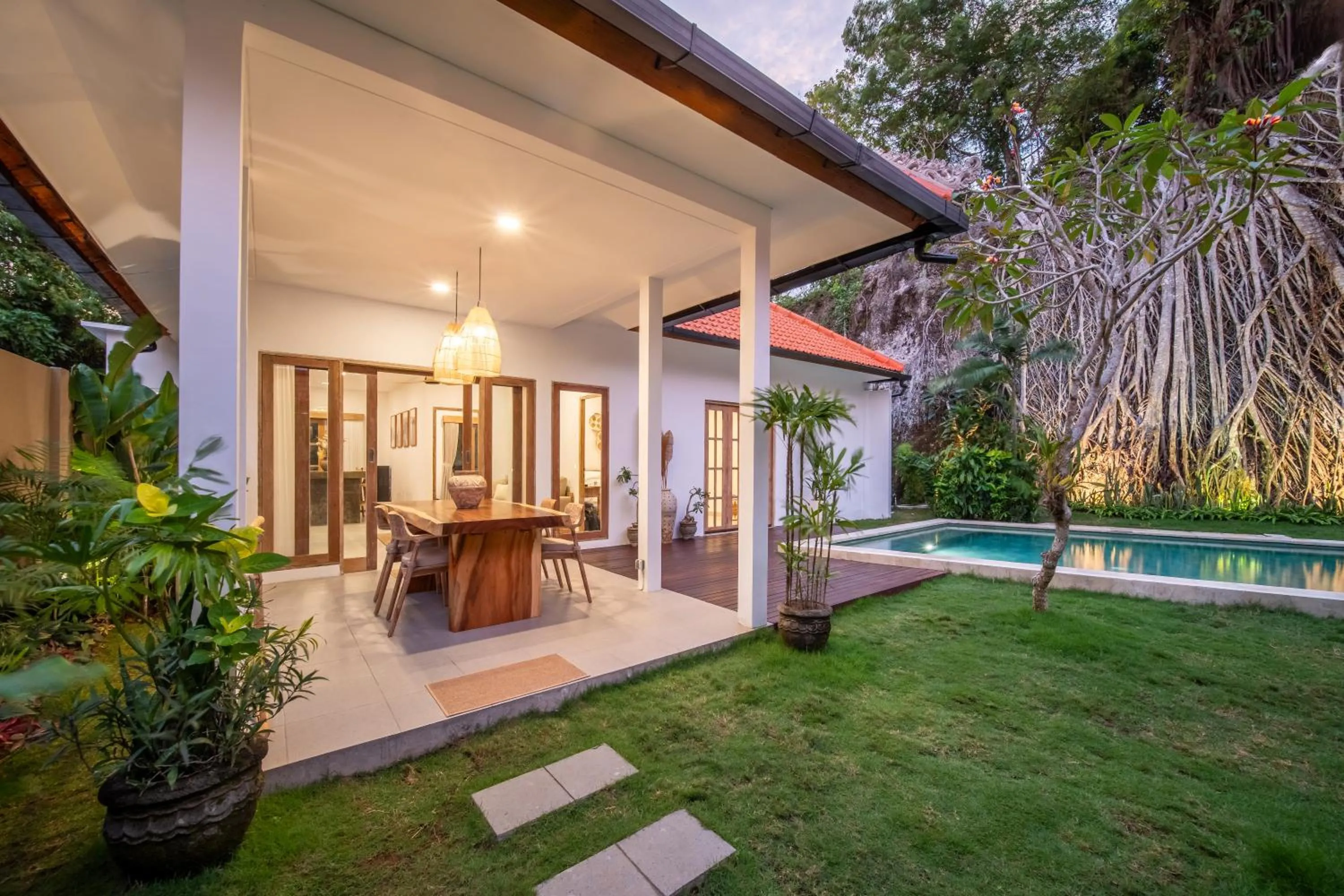 Garden in Tropical Villa Sinar Maluku