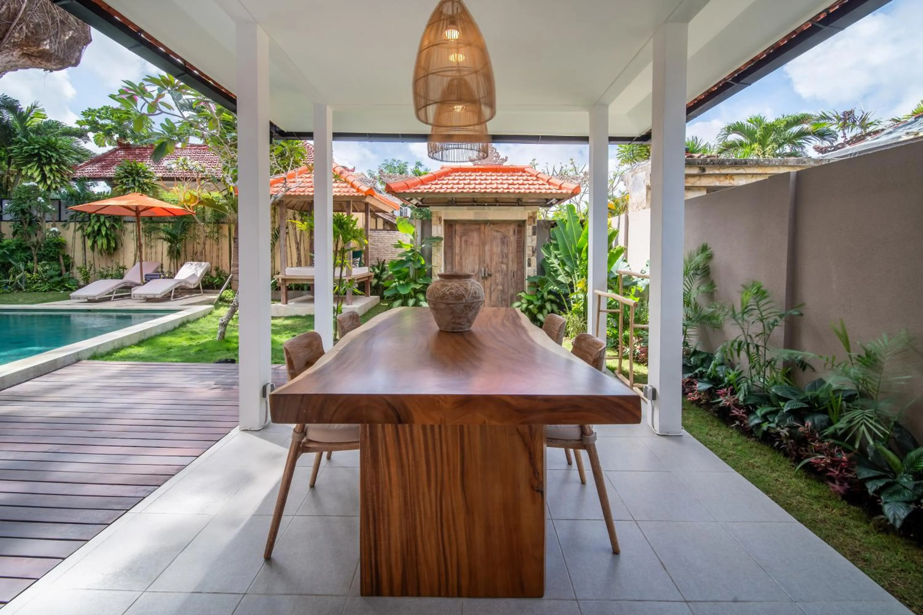 Balcony/Terrace in Tropical Villa Sinar Maluku