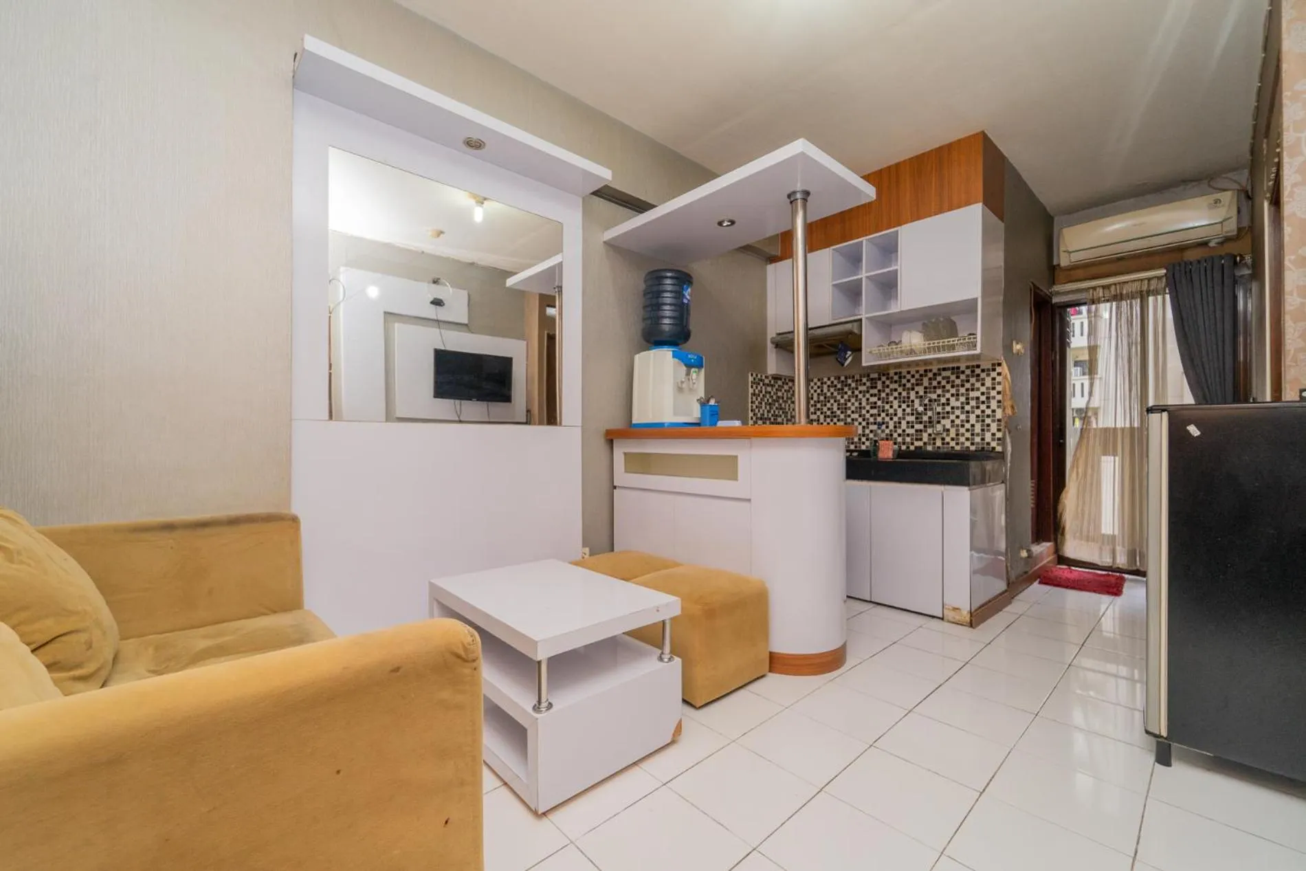 Kitchen or kitchenette in RedLiving Apartemen Gateway Cicadas - DB Room