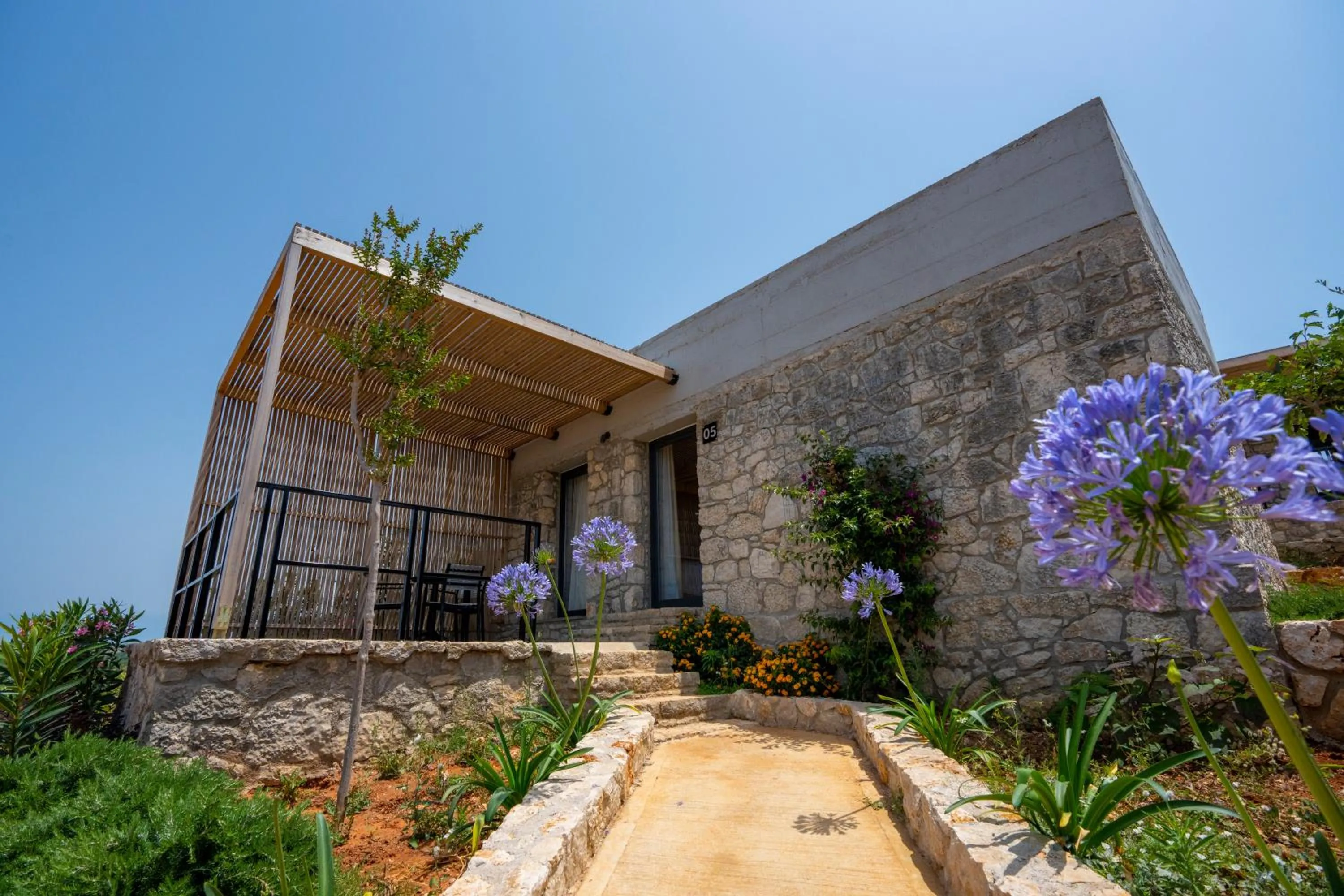 Property building in Arameras Beach Resort