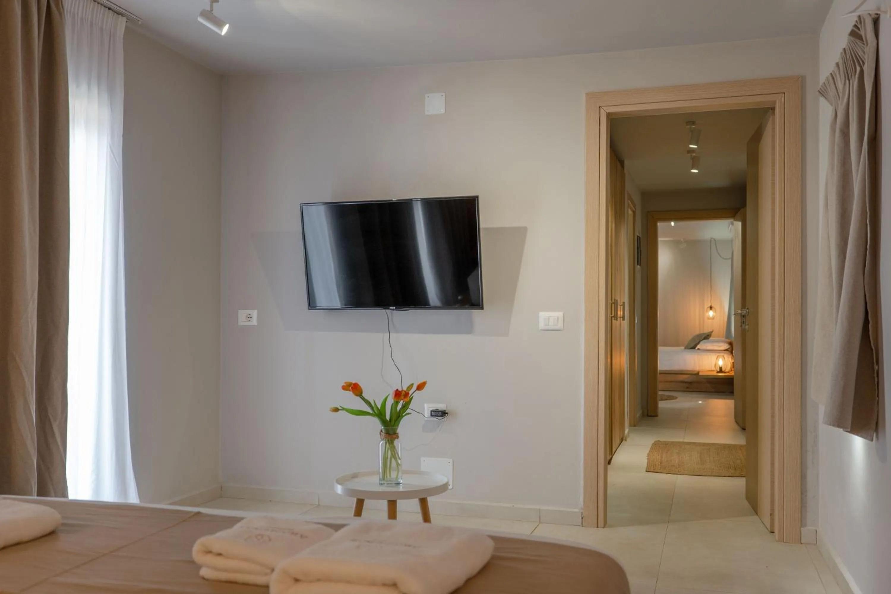 TV and multimedia, Bed in Arameras Beach Resort