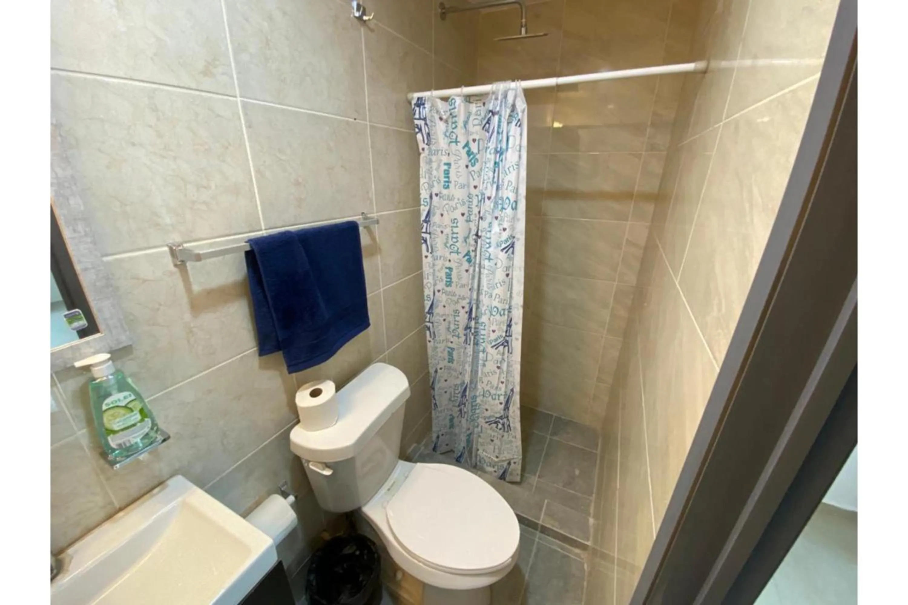 Bathroom in Capital O Tu Estancia