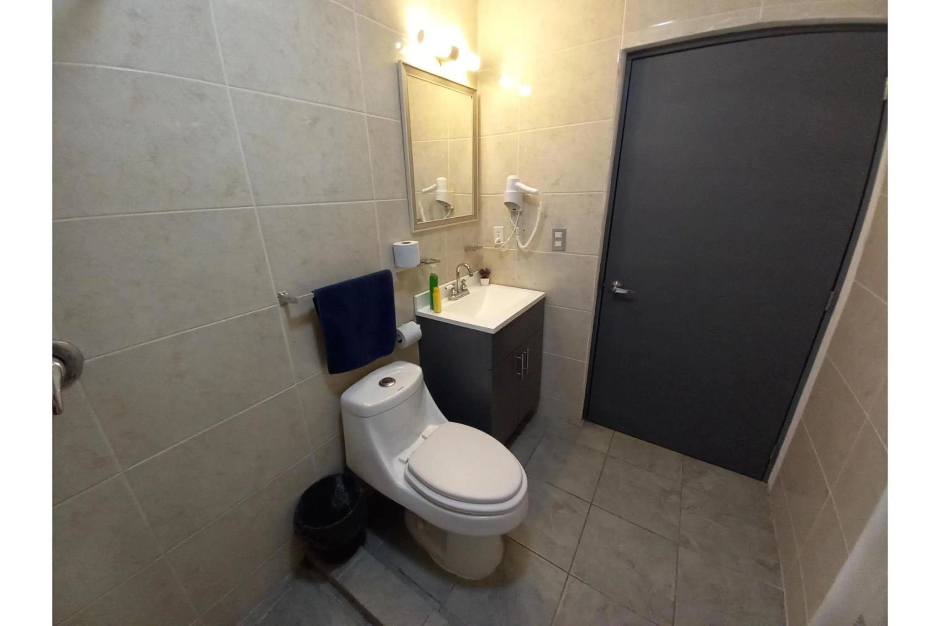 Bathroom in Capital O Tu Estancia