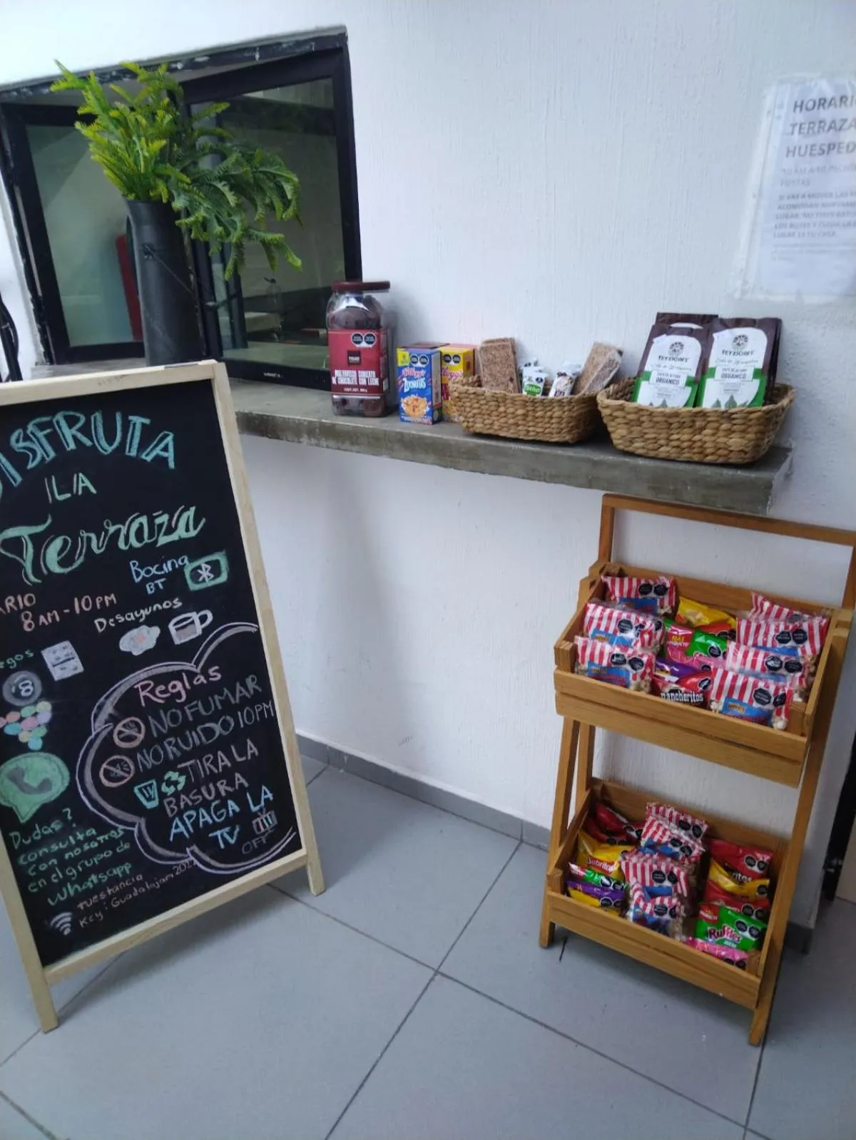 Restaurant/places to eat in Capital O Tu Estancia