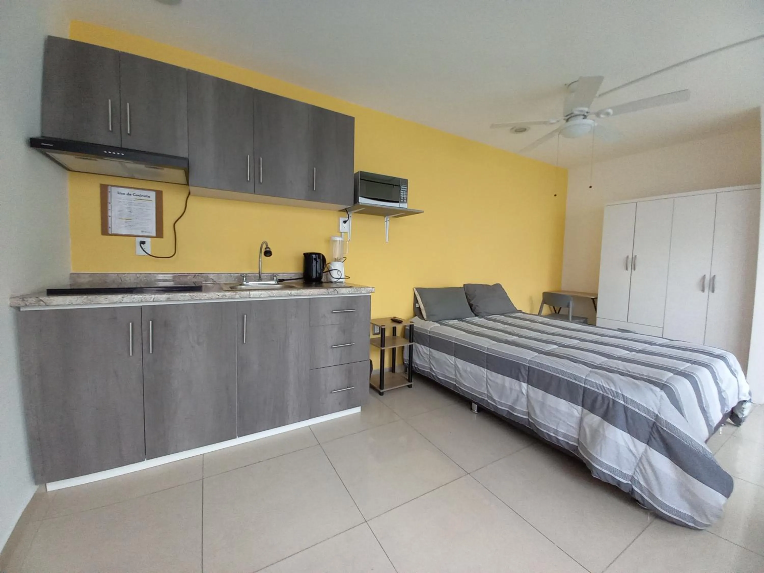 Bedroom, Bed in Capital O Tu Estancia