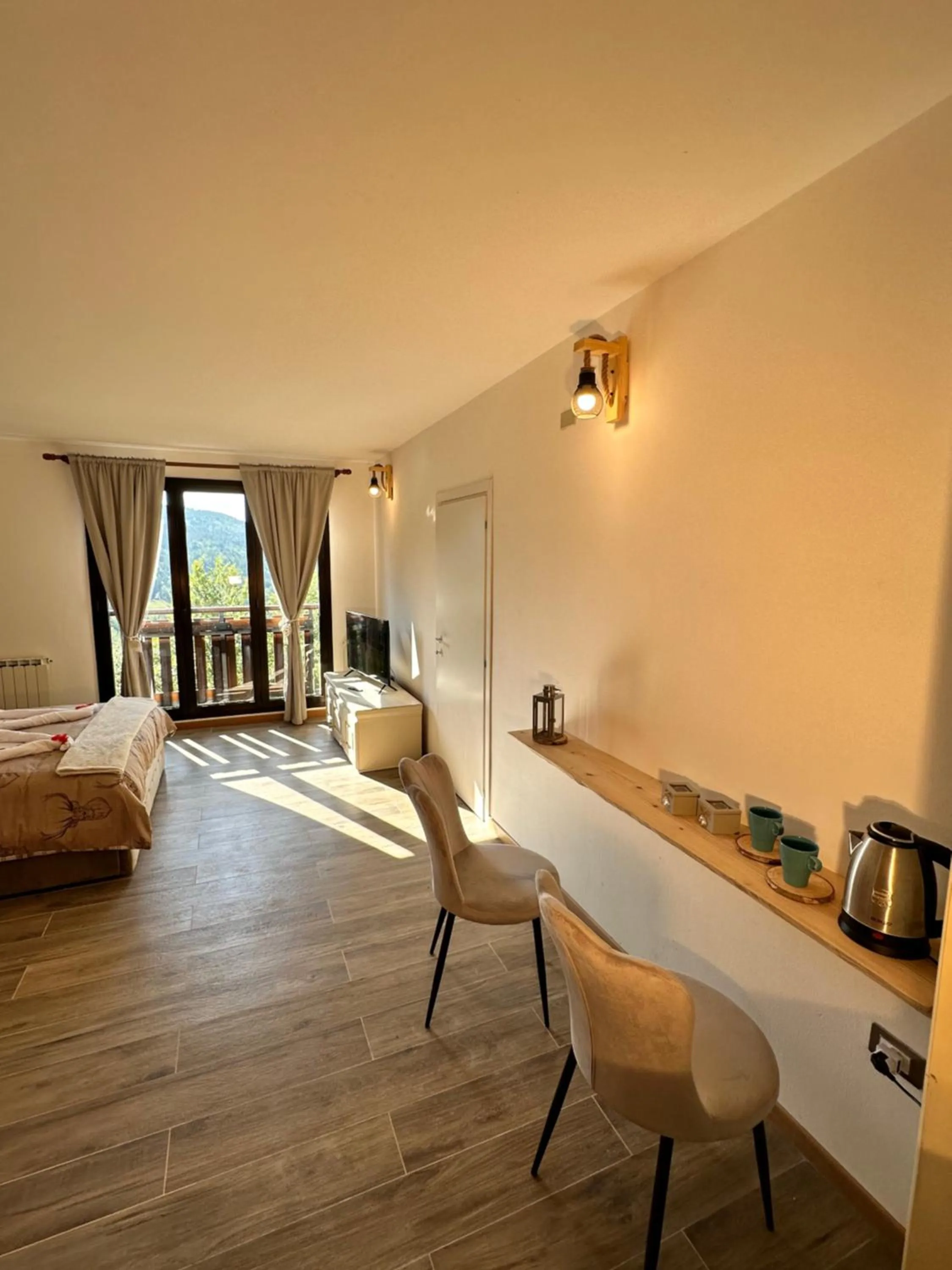 Bedroom, Bed in Residenza Riva Wellness Apartment Spa