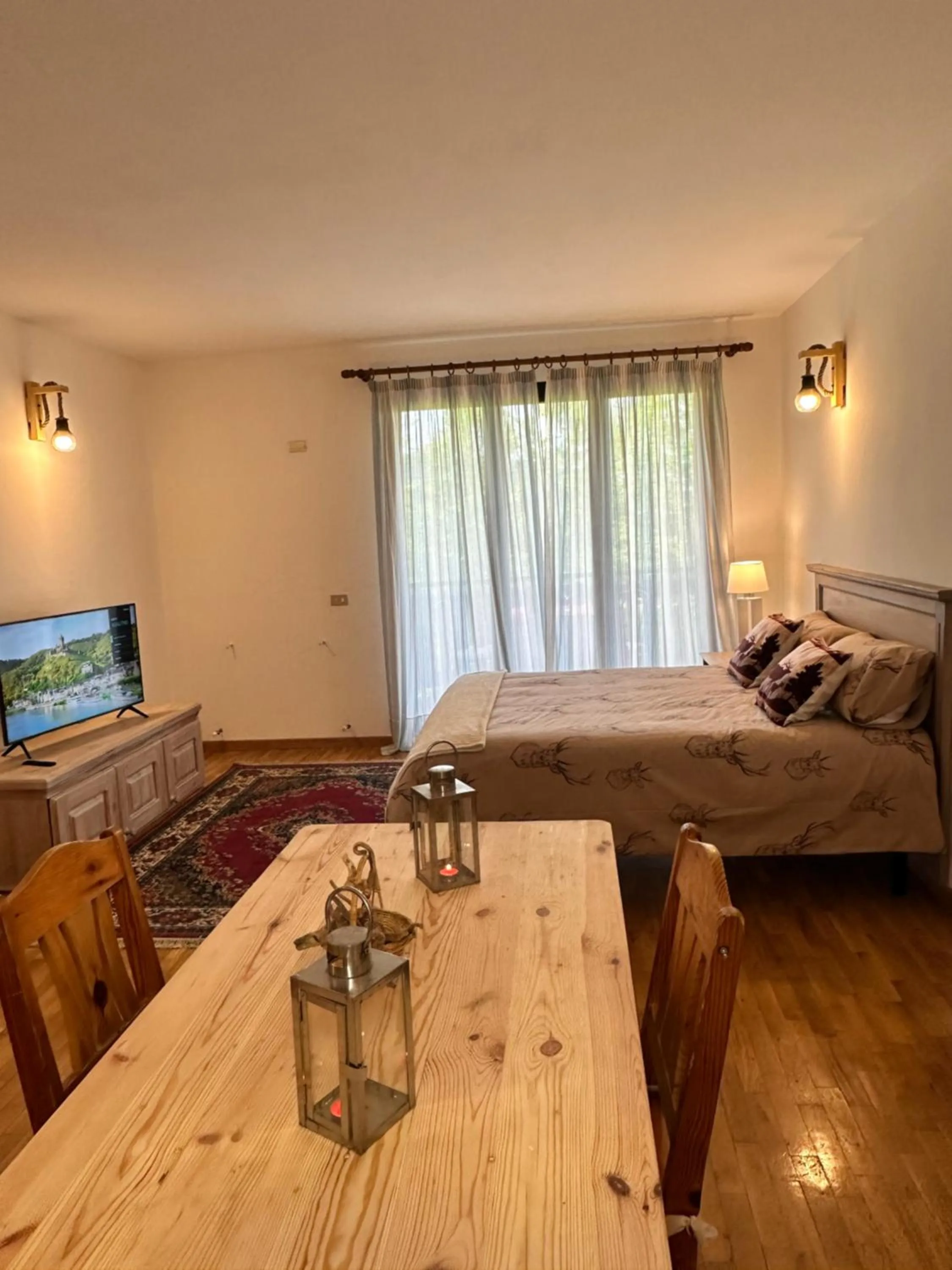 Photo of the whole room, Bed in Residenza Riva Wellness Apartment Spa