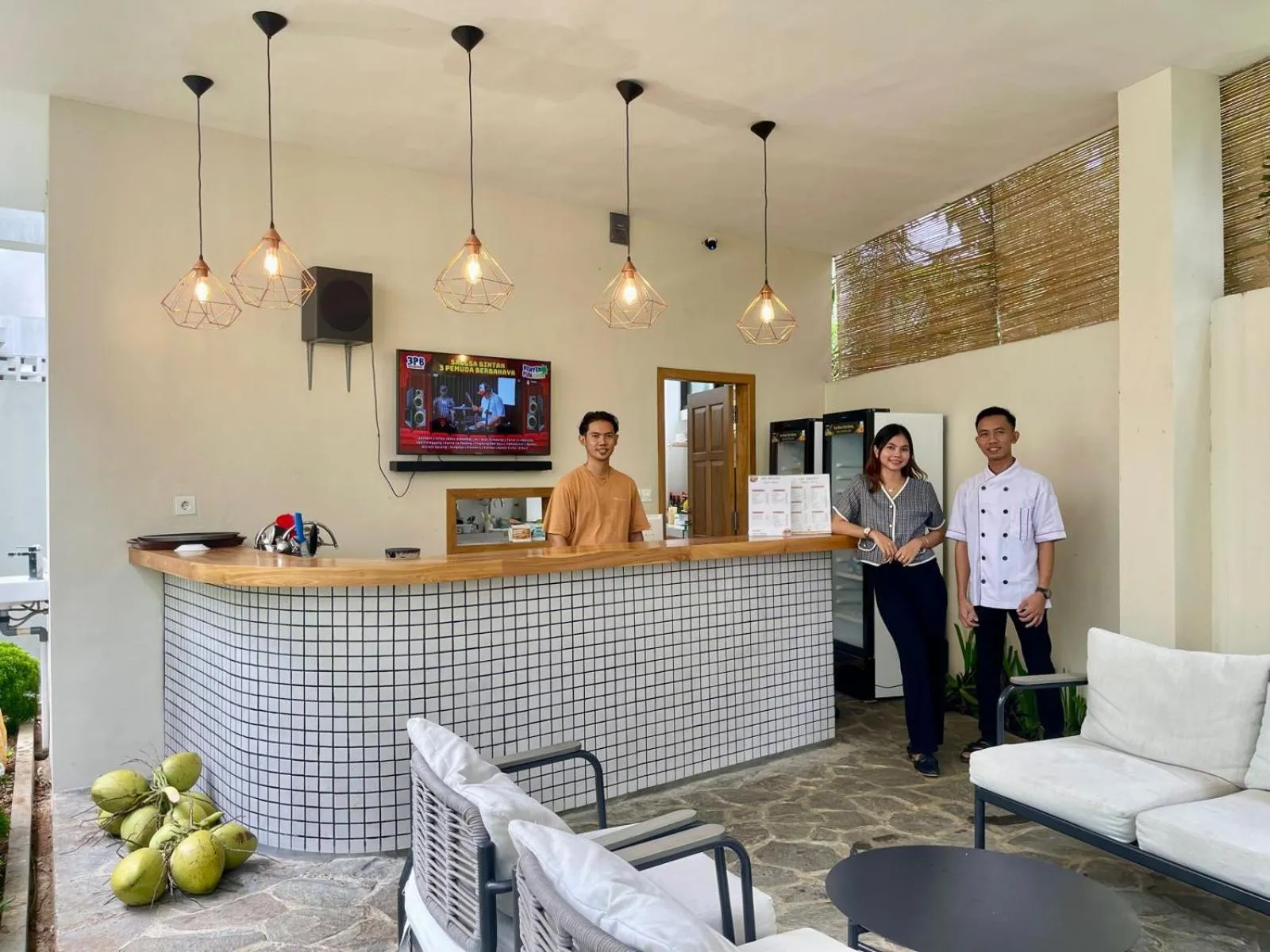 Restaurant/places to eat in De Residence Pangandaran by Mabano Estates