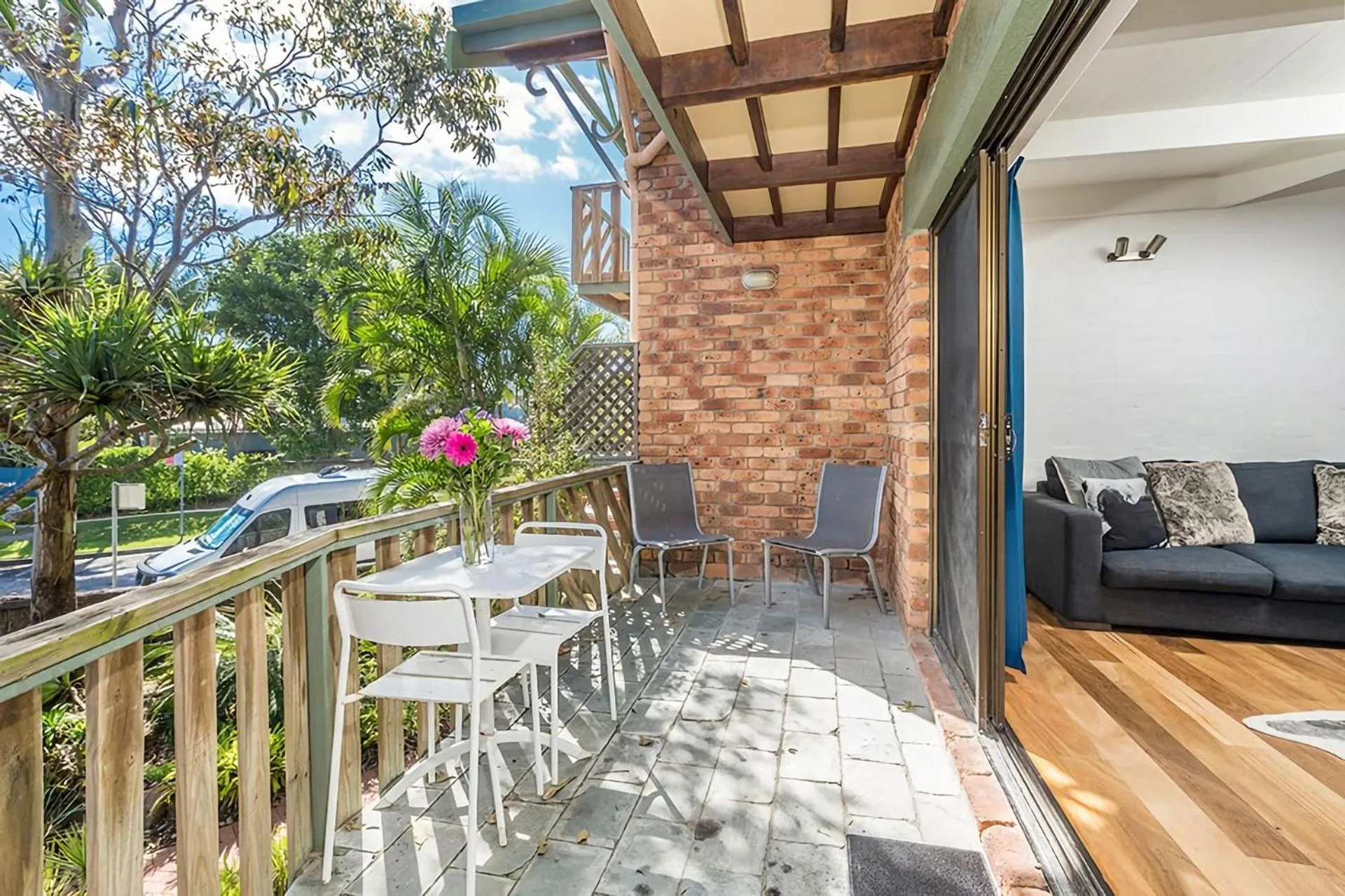 Balcony On Lawson - 6 - 34 Lawson Street