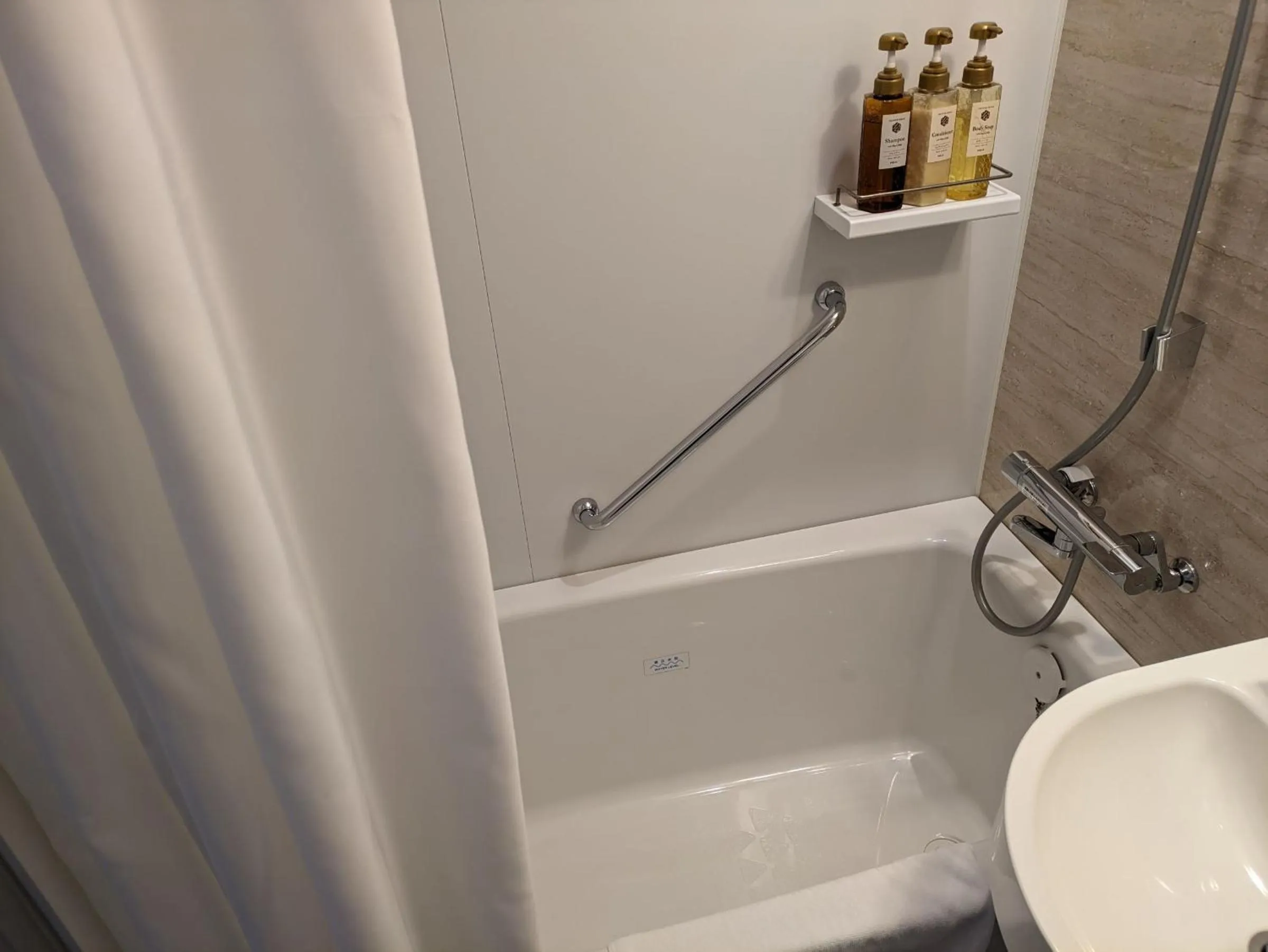 Photo of the whole room in REF Kansai Airport by VESSEL HOTELS