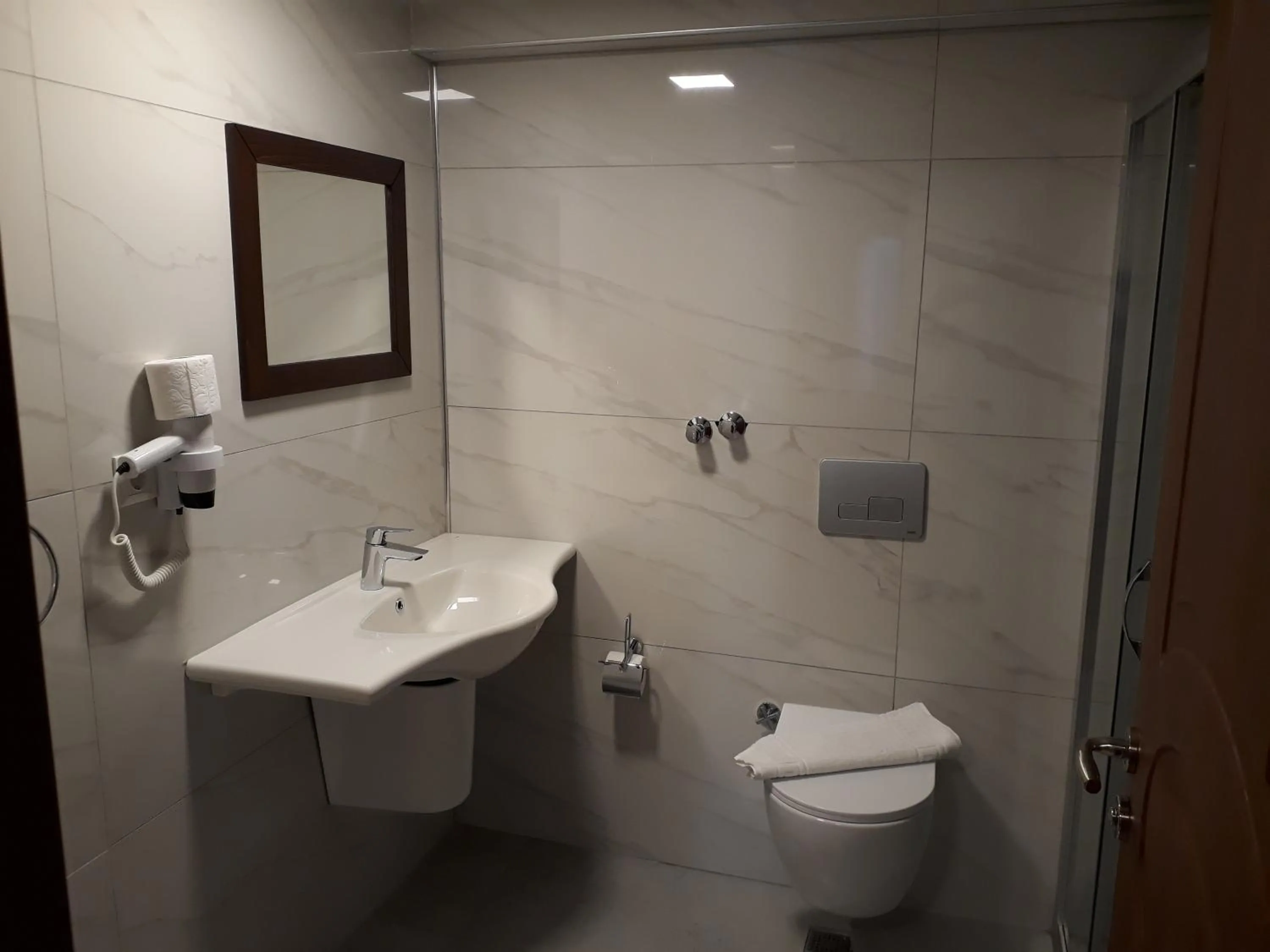 Bathroom in Marmaris Alkan Hotel