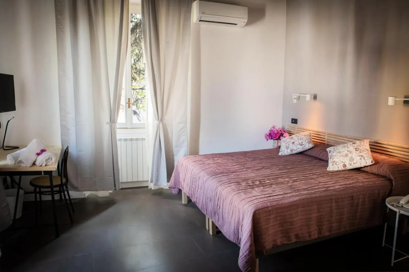 Bedroom, Bed in Hotel Milano Pool & Garden Bedroom, Bed in Hotel Milano Pool & Garden