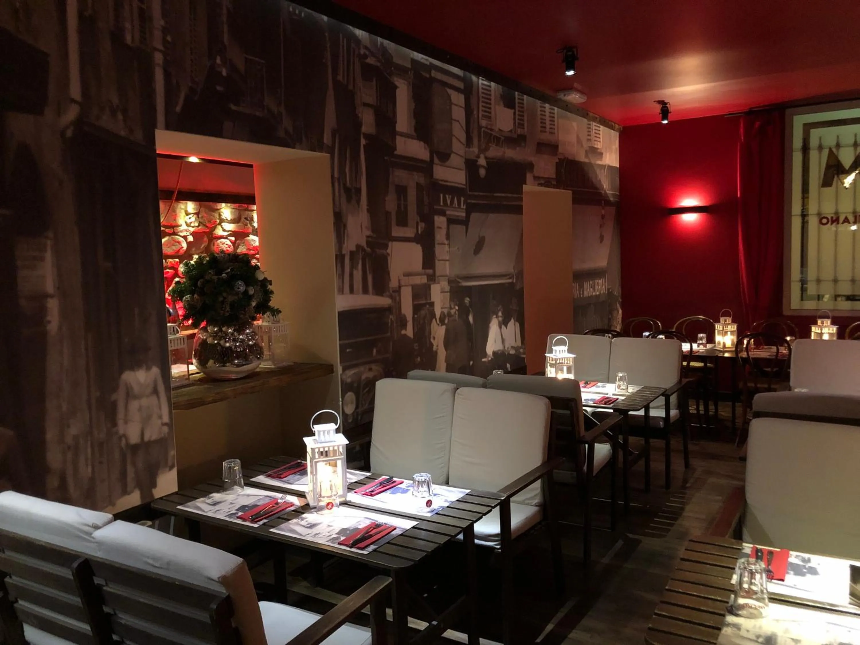 Restaurant/places to eat in Hotel Milano Pool & Garden