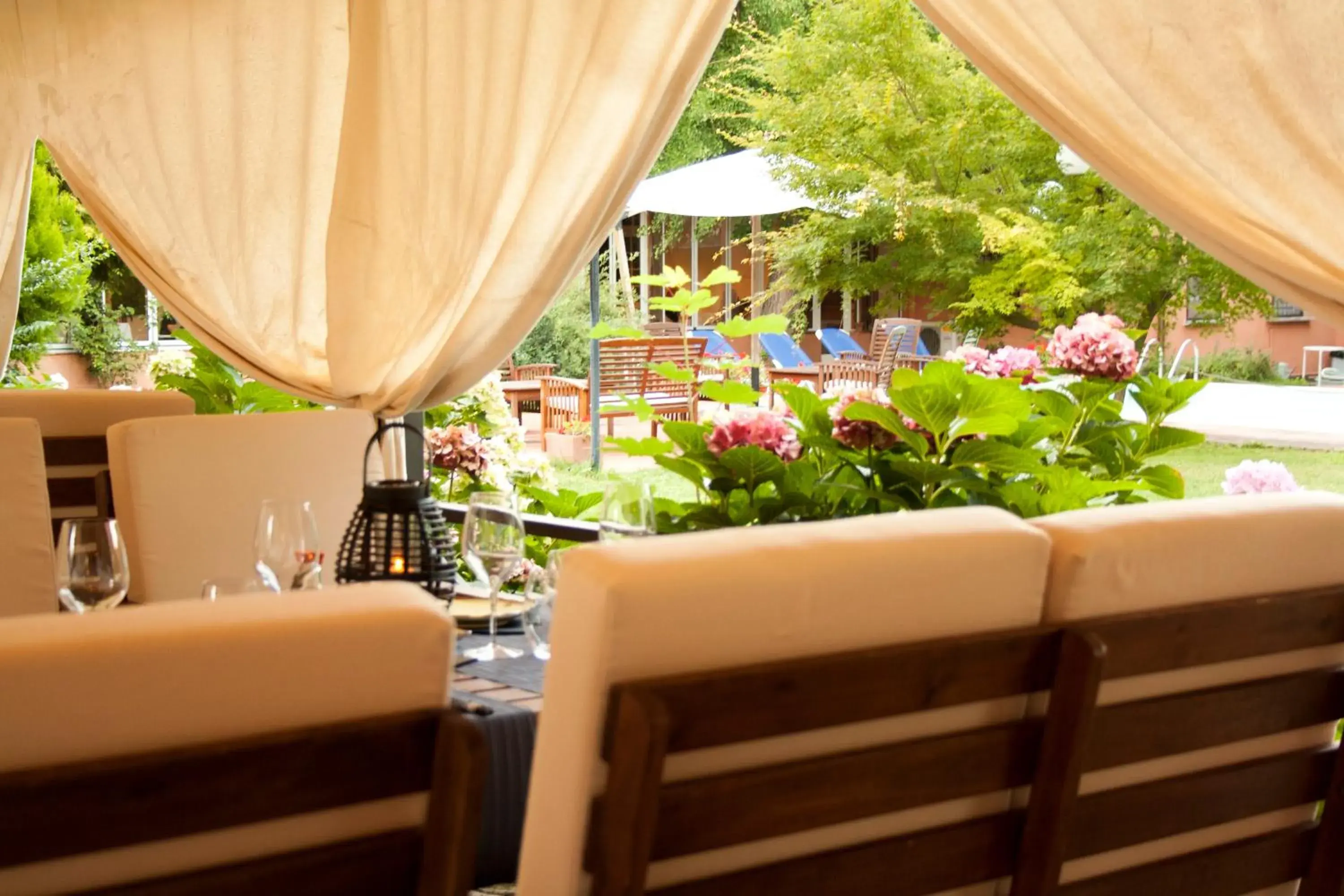 Restaurant/places to eat in Hotel Milano Pool & Garden Restaurant/places to eat in Hotel Milano Pool & Garden