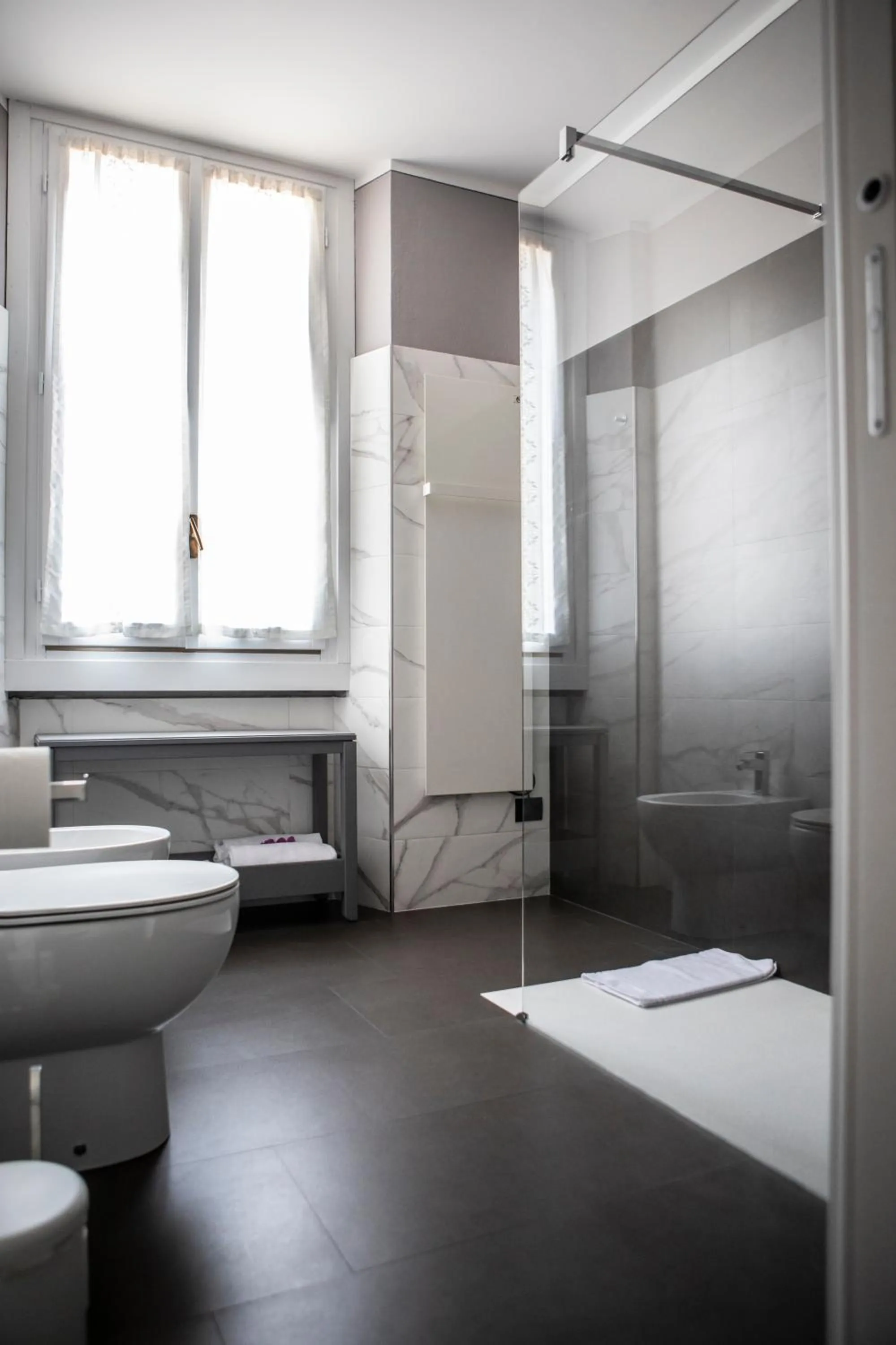 Shower in Hotel Milano Pool & Garden