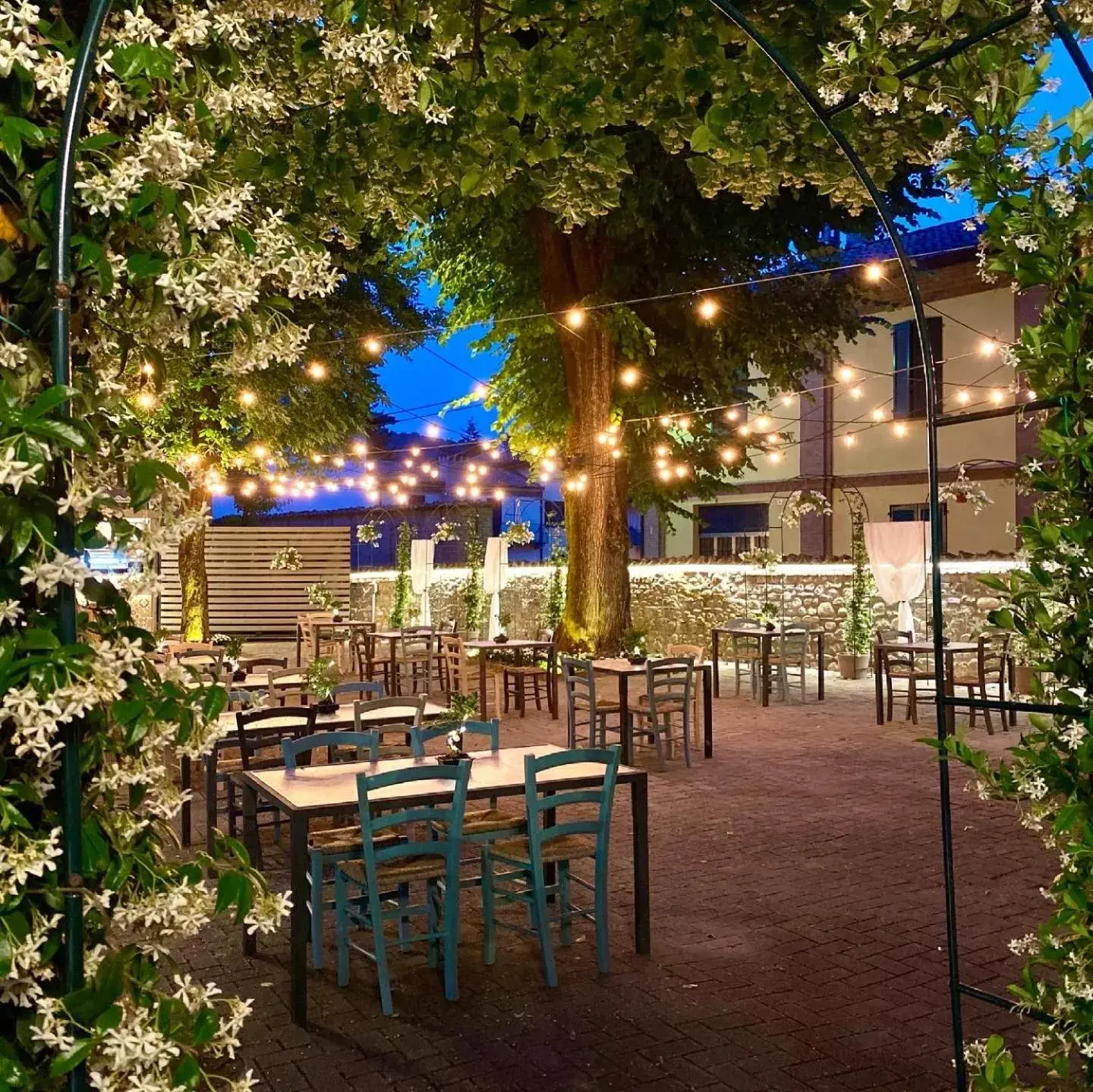 Restaurant/places to eat in Hotel Milano Pool & Garden Restaurant/places to eat in Hotel Milano Pool & Garden