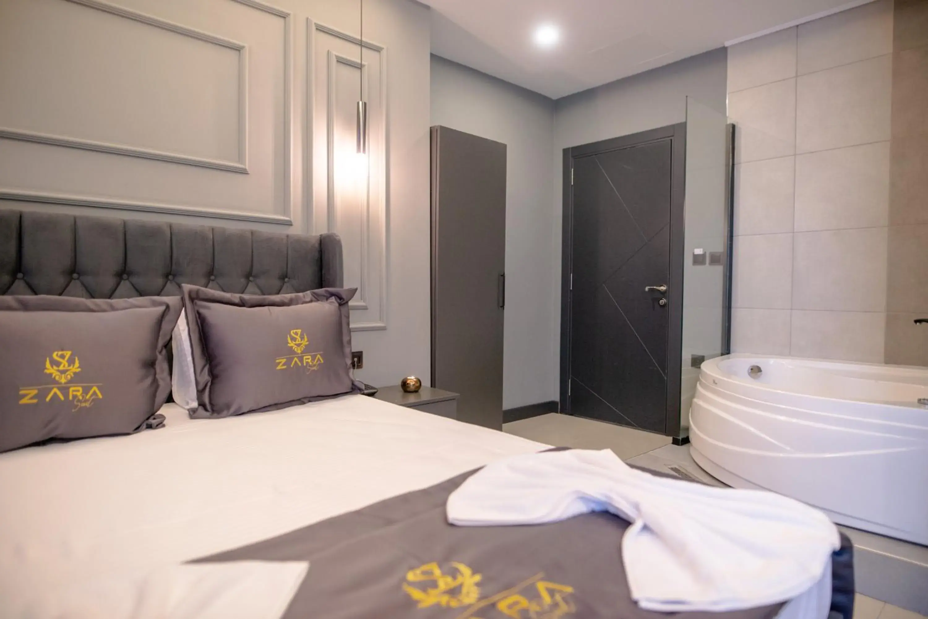 Bed in ZaraSuit Bed in ZaraSuit