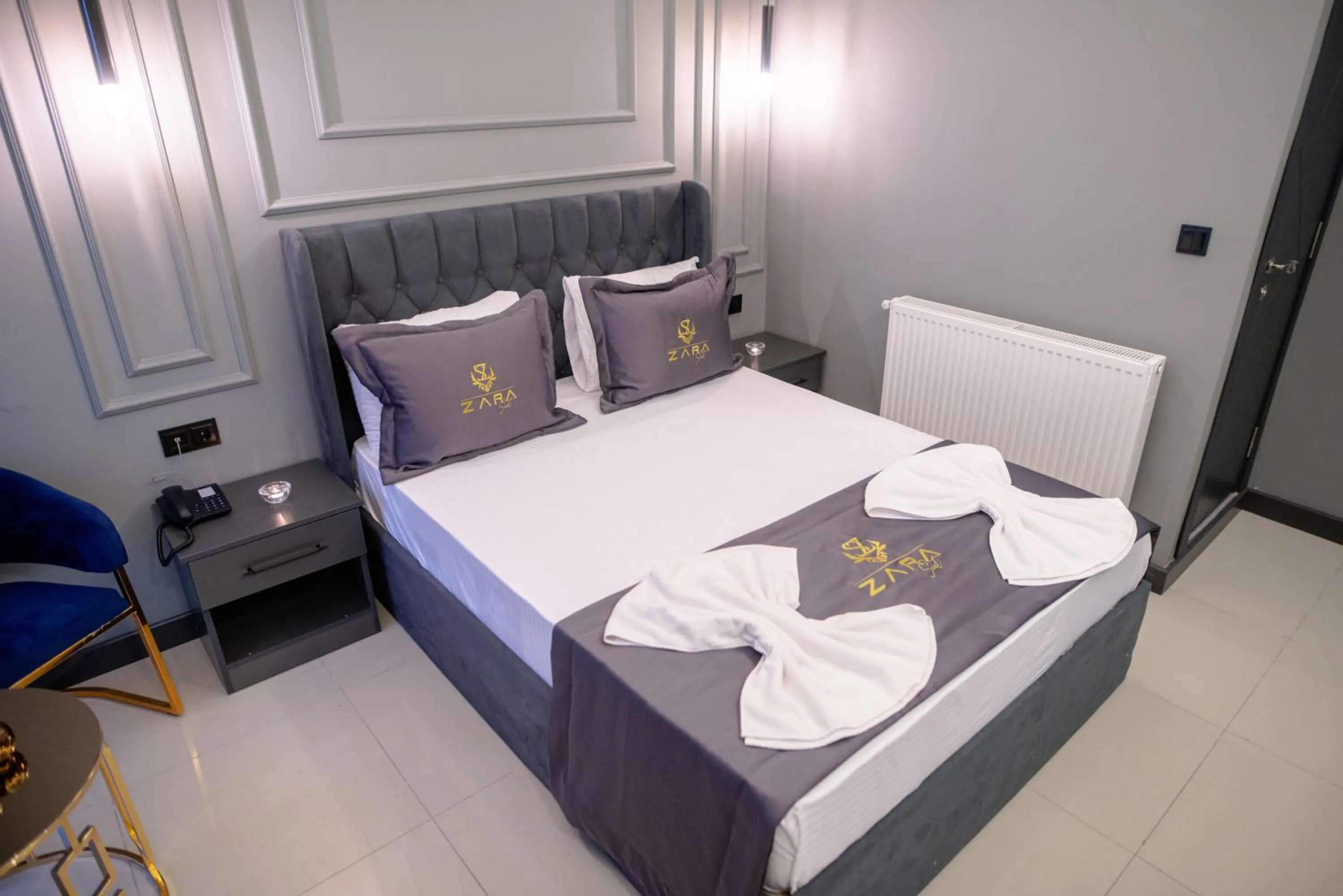 Bedroom, Bed in ZaraSuit