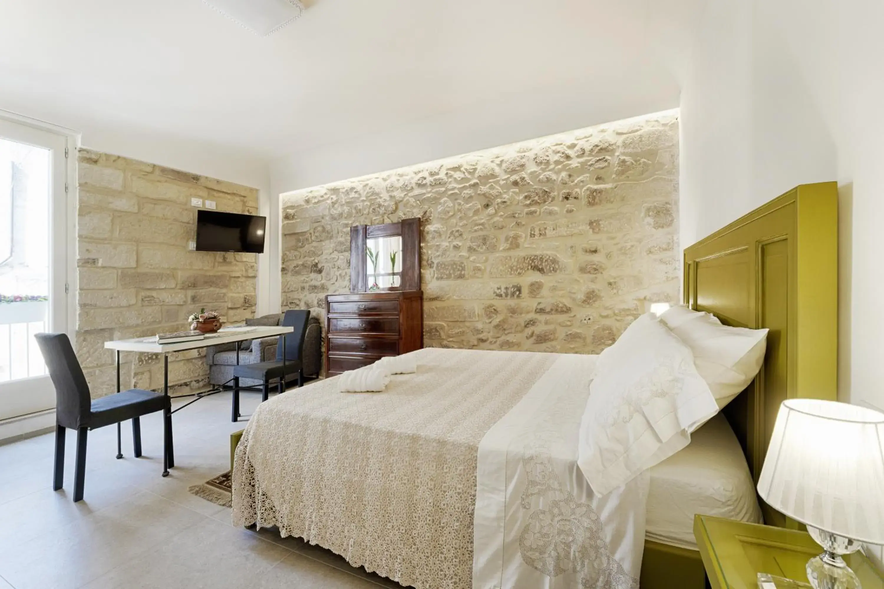 Superior Double Room - single occupancy in HyblaLifeRooms Superior Double Room - single occupancy in HyblaLifeRooms