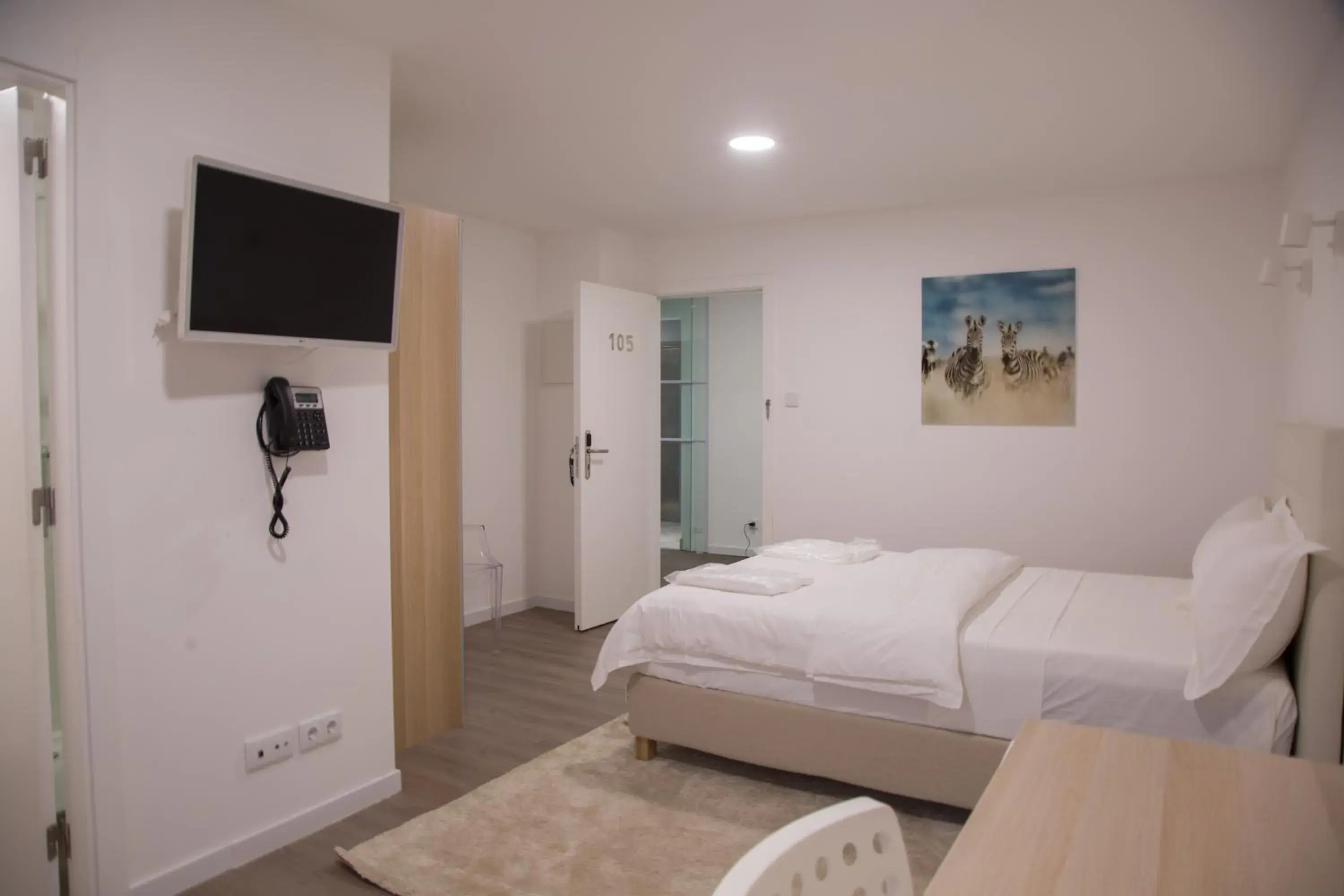 Standard Double Room - single occupancy in WDC APARTHOTEL - BUEA Standard Double Room - single occupancy in WDC APARTHOTEL - BUEA