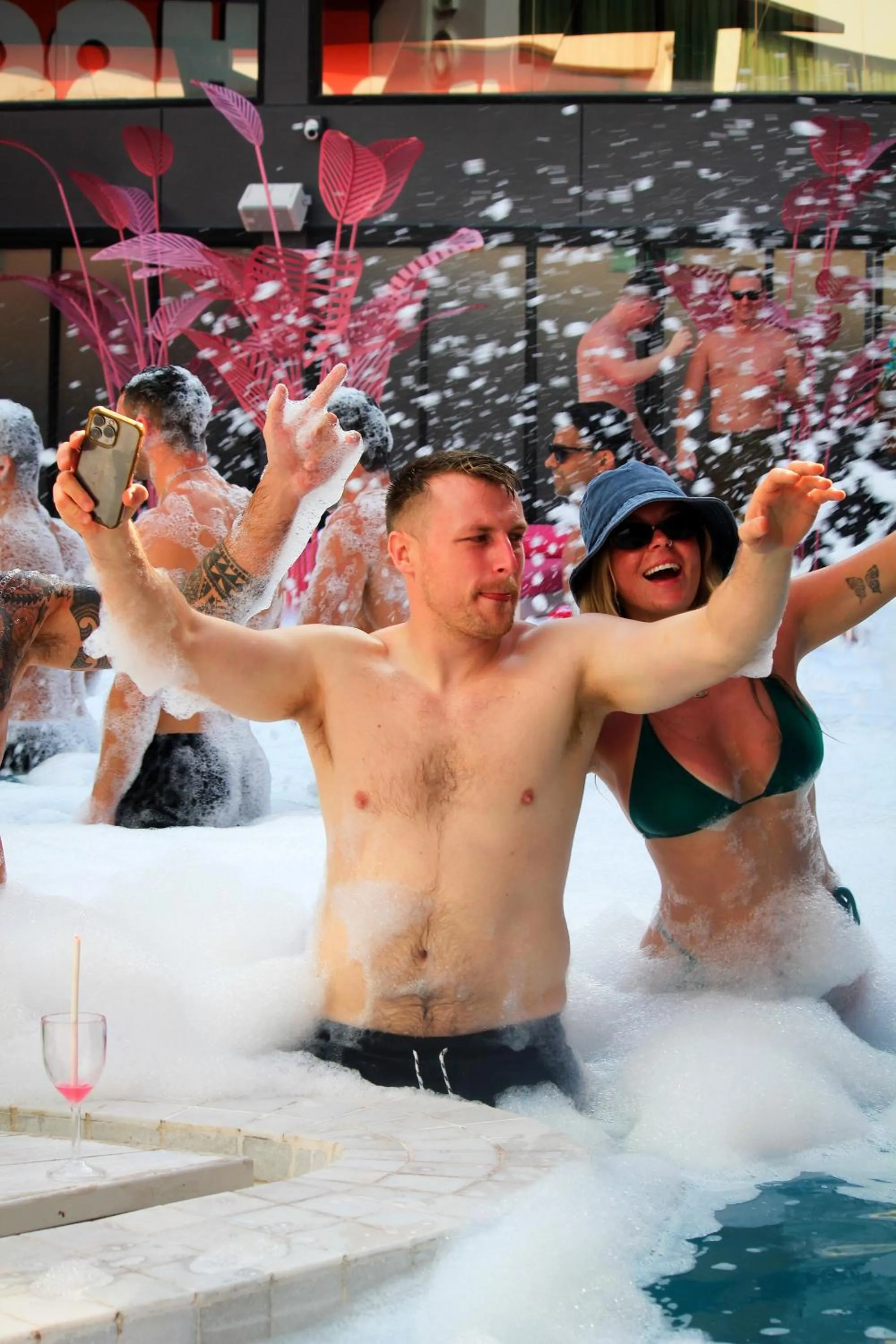 People in SocialTel Koh Samui