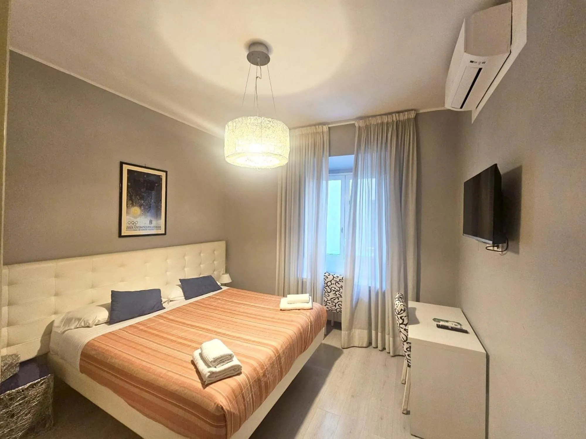 Double Room in B-COOL