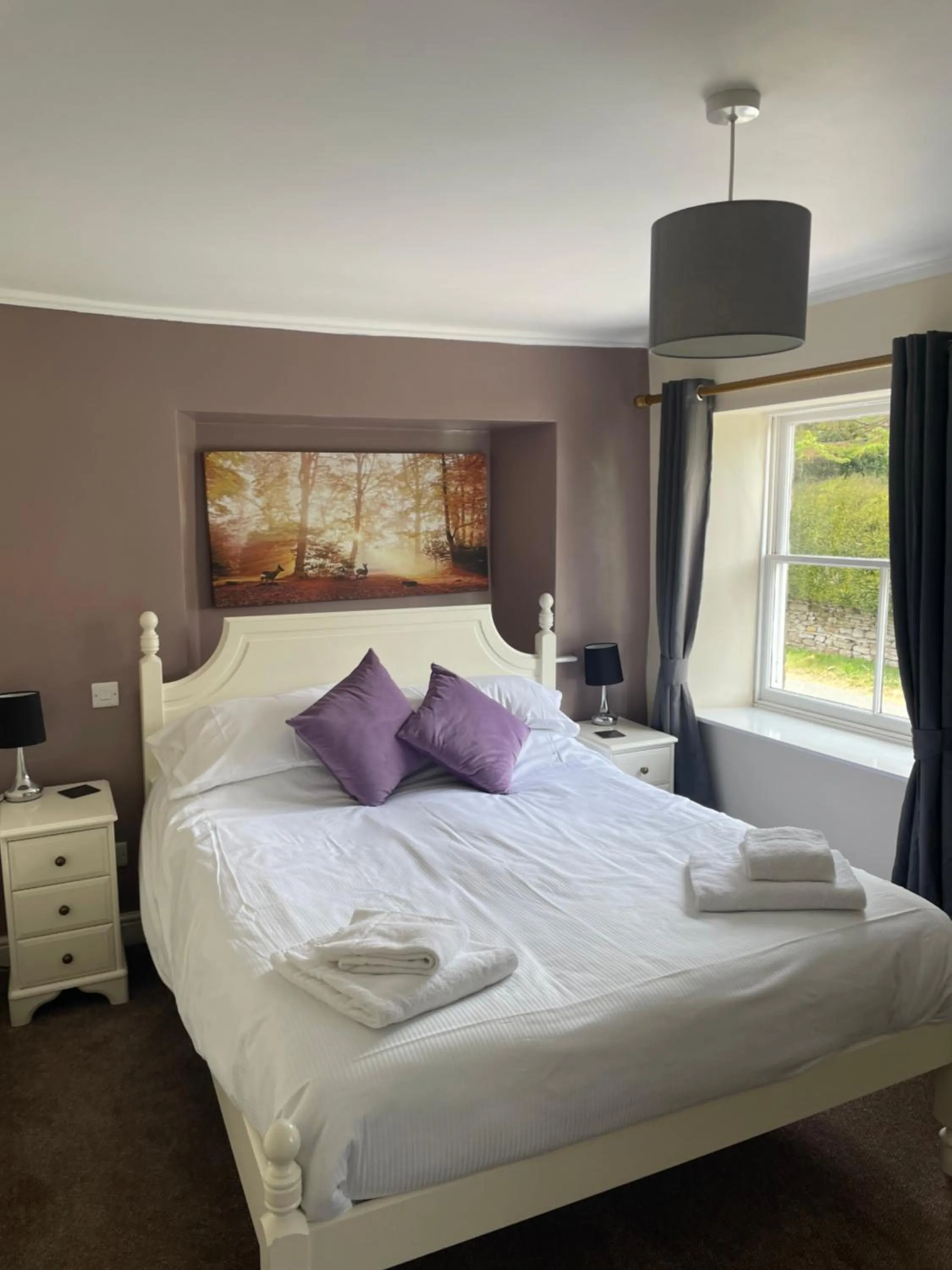 Bed in The Foresters Arms