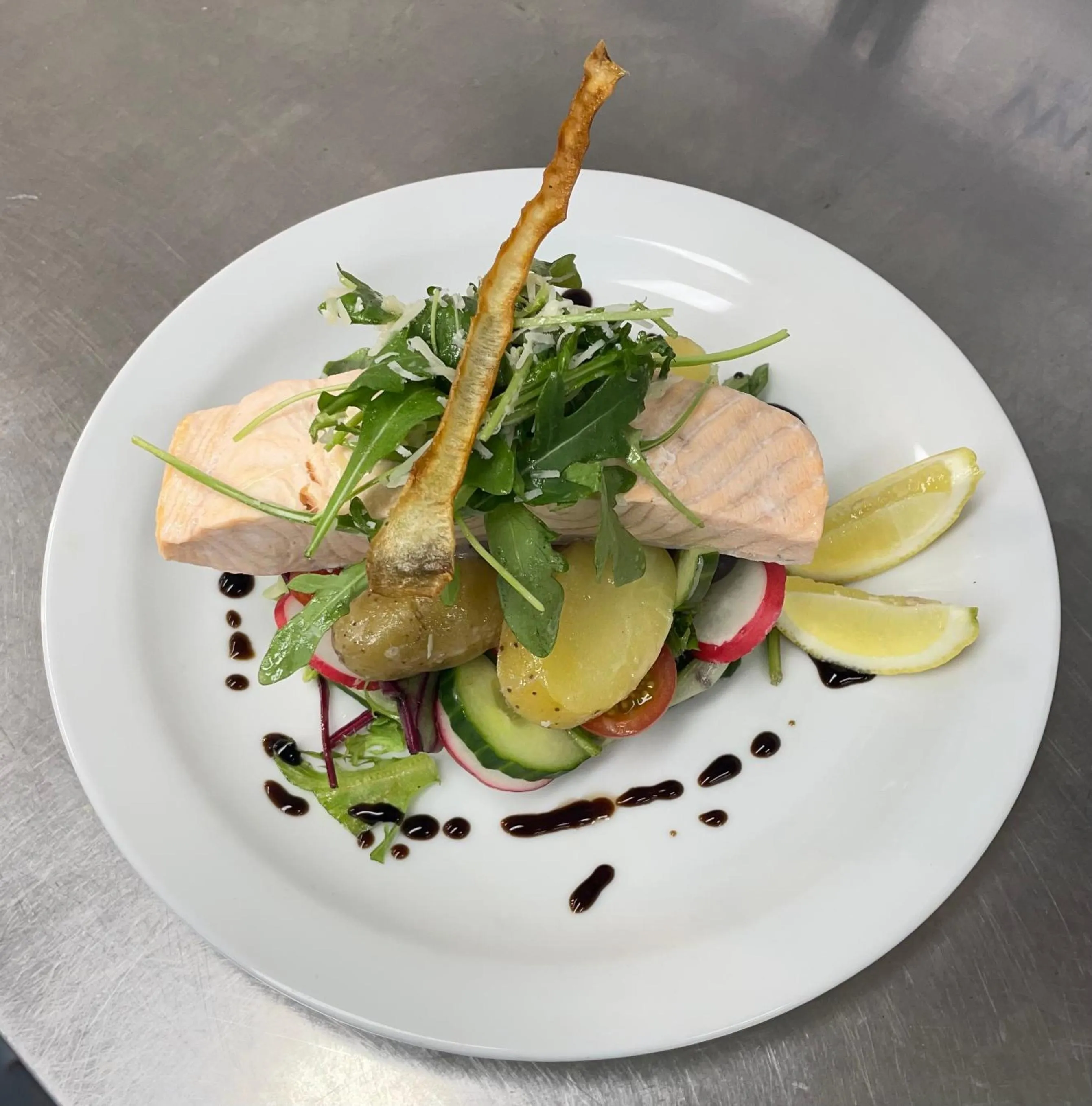 Restaurant/places to eat in The Foresters Arms