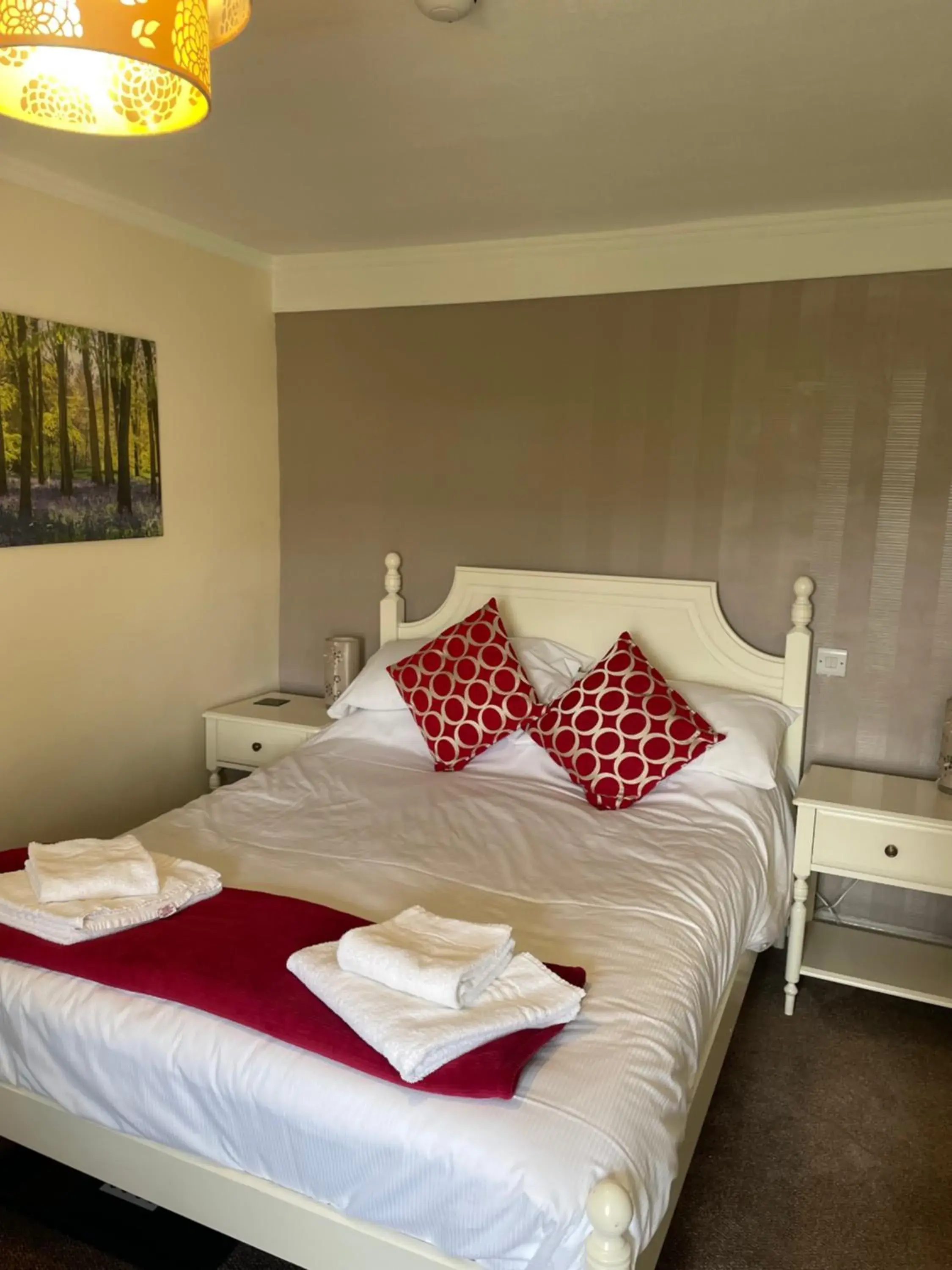 Bedroom, Bed in The Foresters Arms Bedroom, Bed in The Foresters Arms