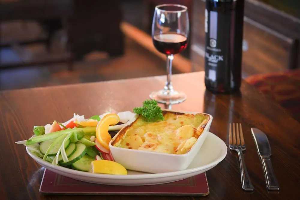 Restaurant/places to eat in The Burley Inn