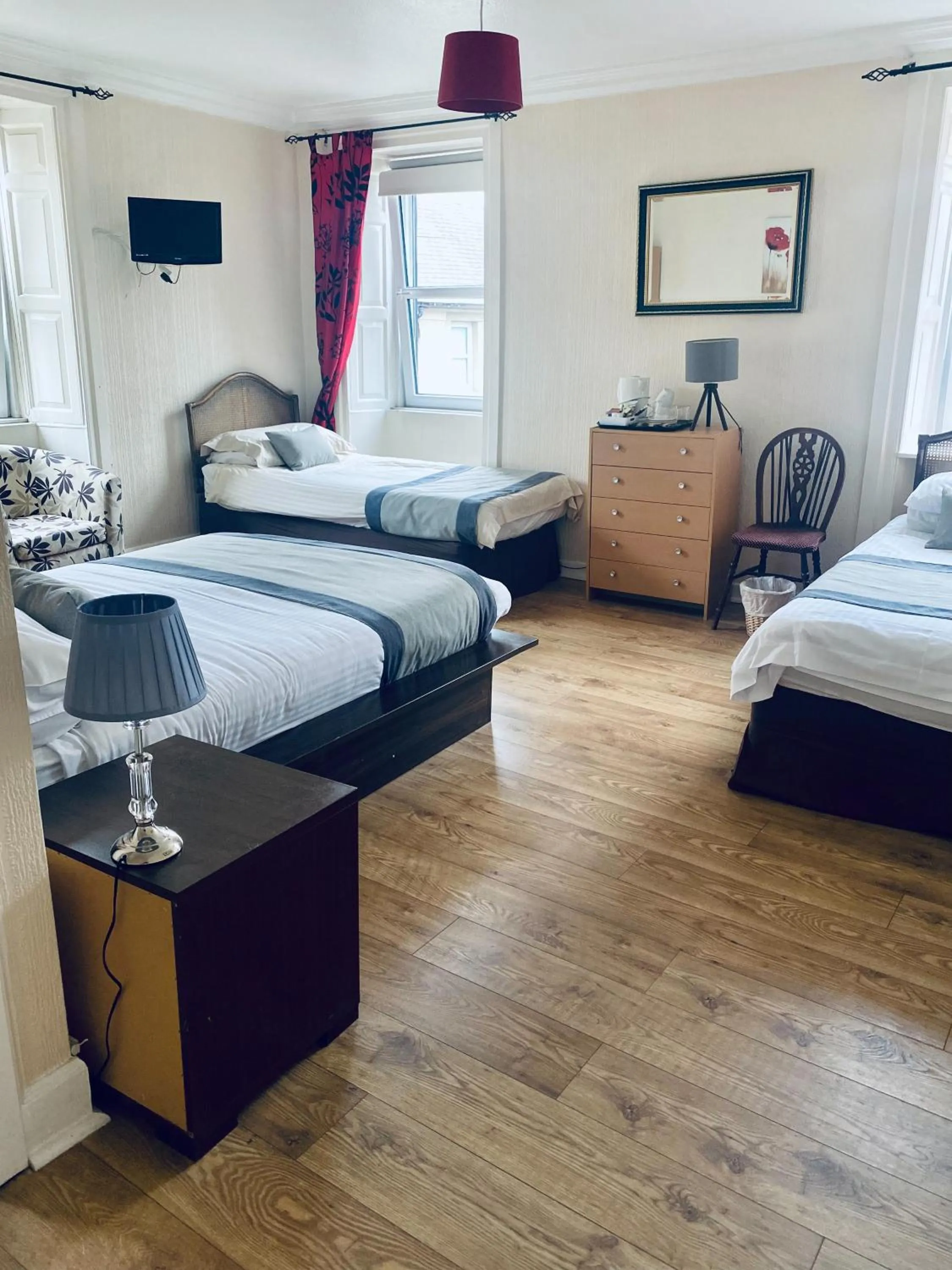 Bed in Newcastle Arms Hotel