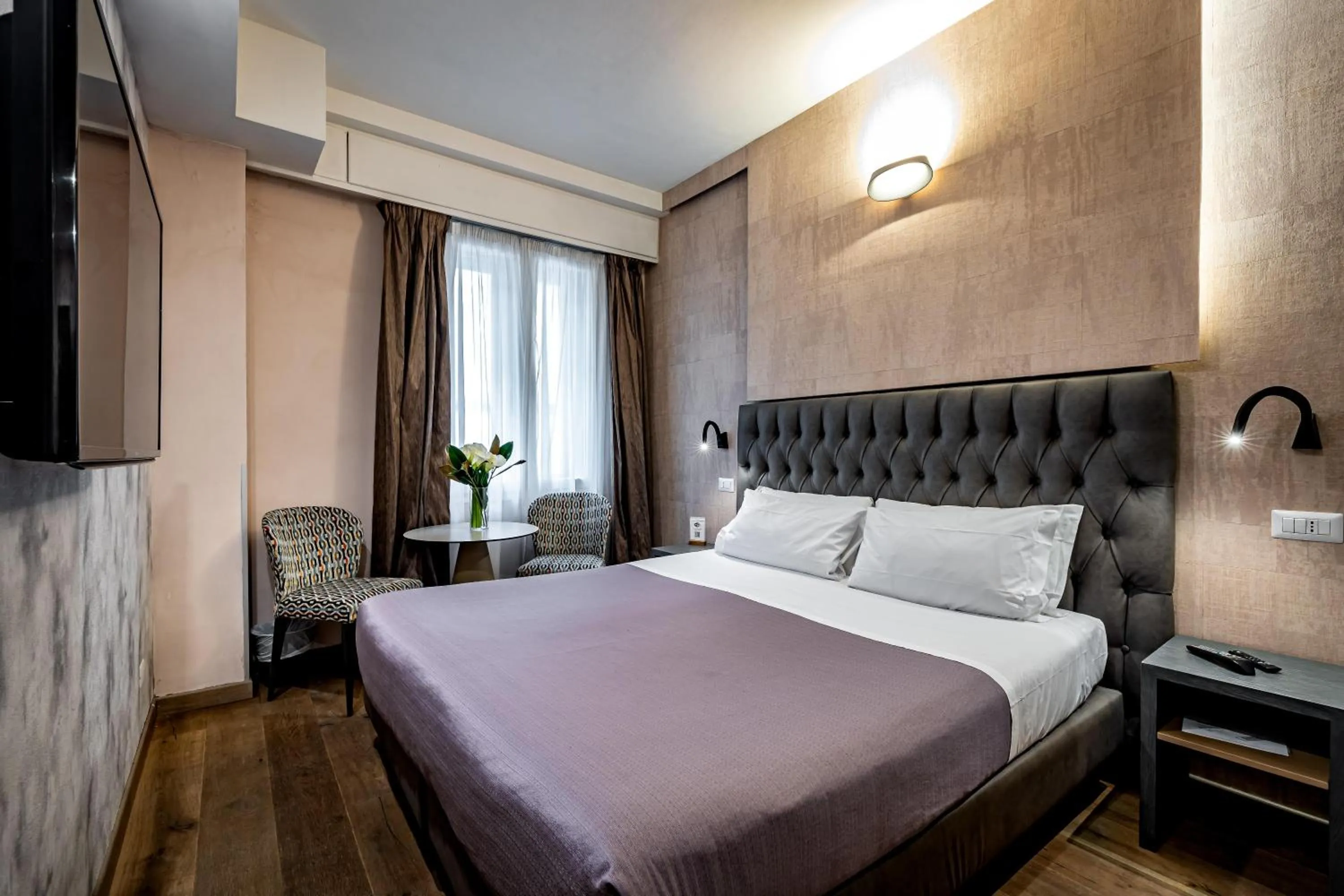 Bedroom, Bed in Florence Old Bridge B&B