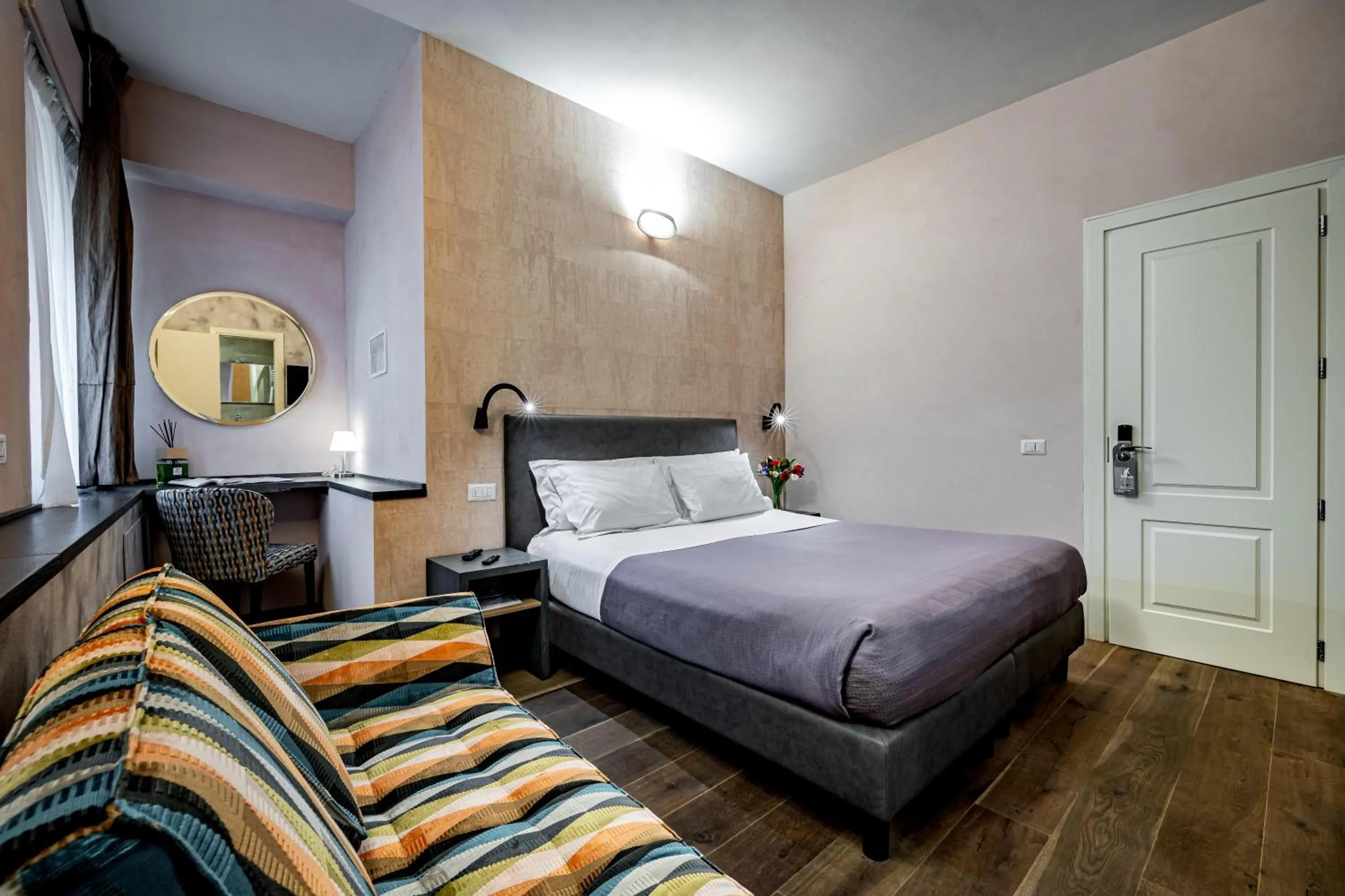 Bedroom, Bed in Florence Old Bridge B&B