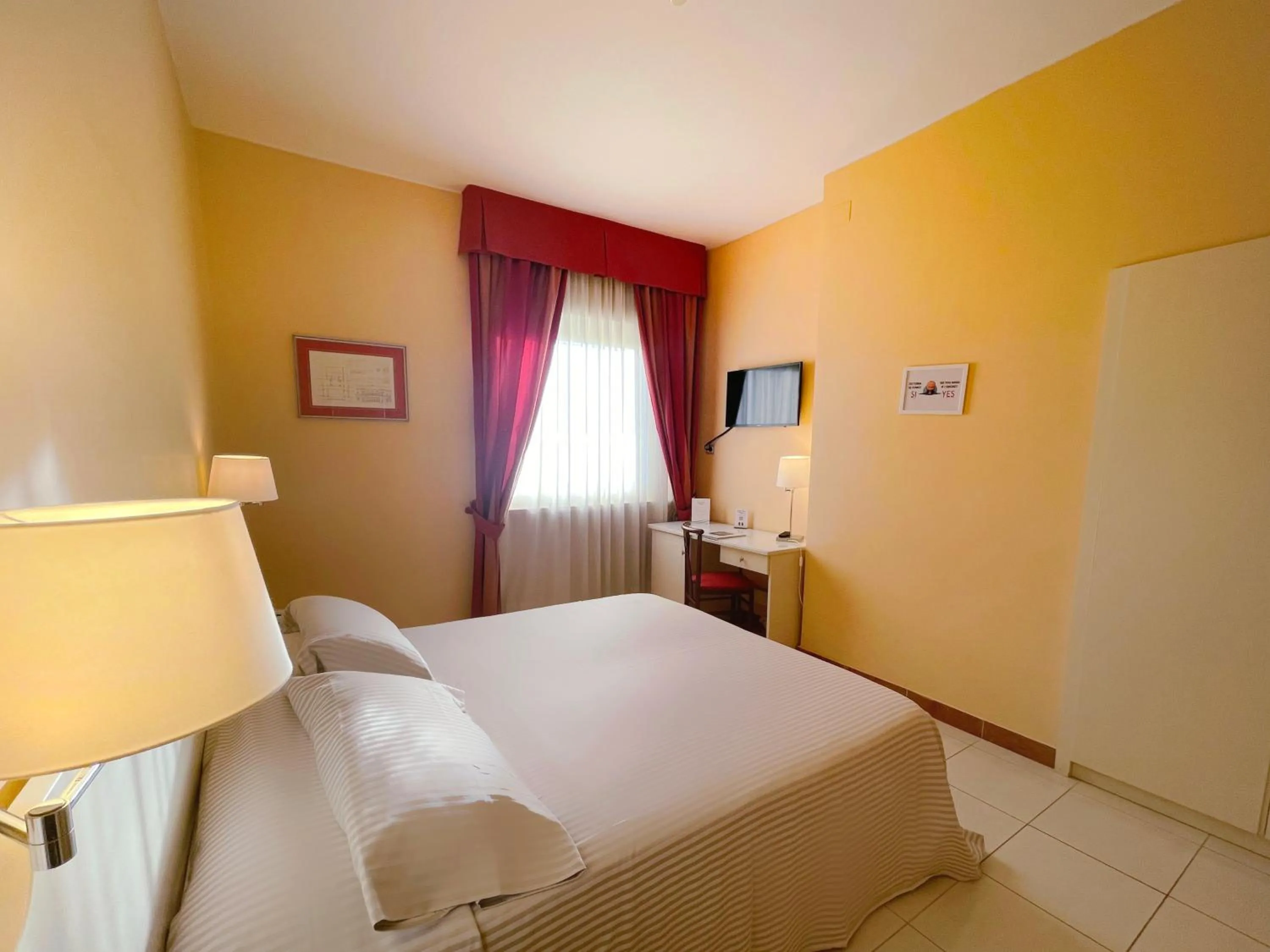 Bedroom, Bed in Barion Hotel & Congressi