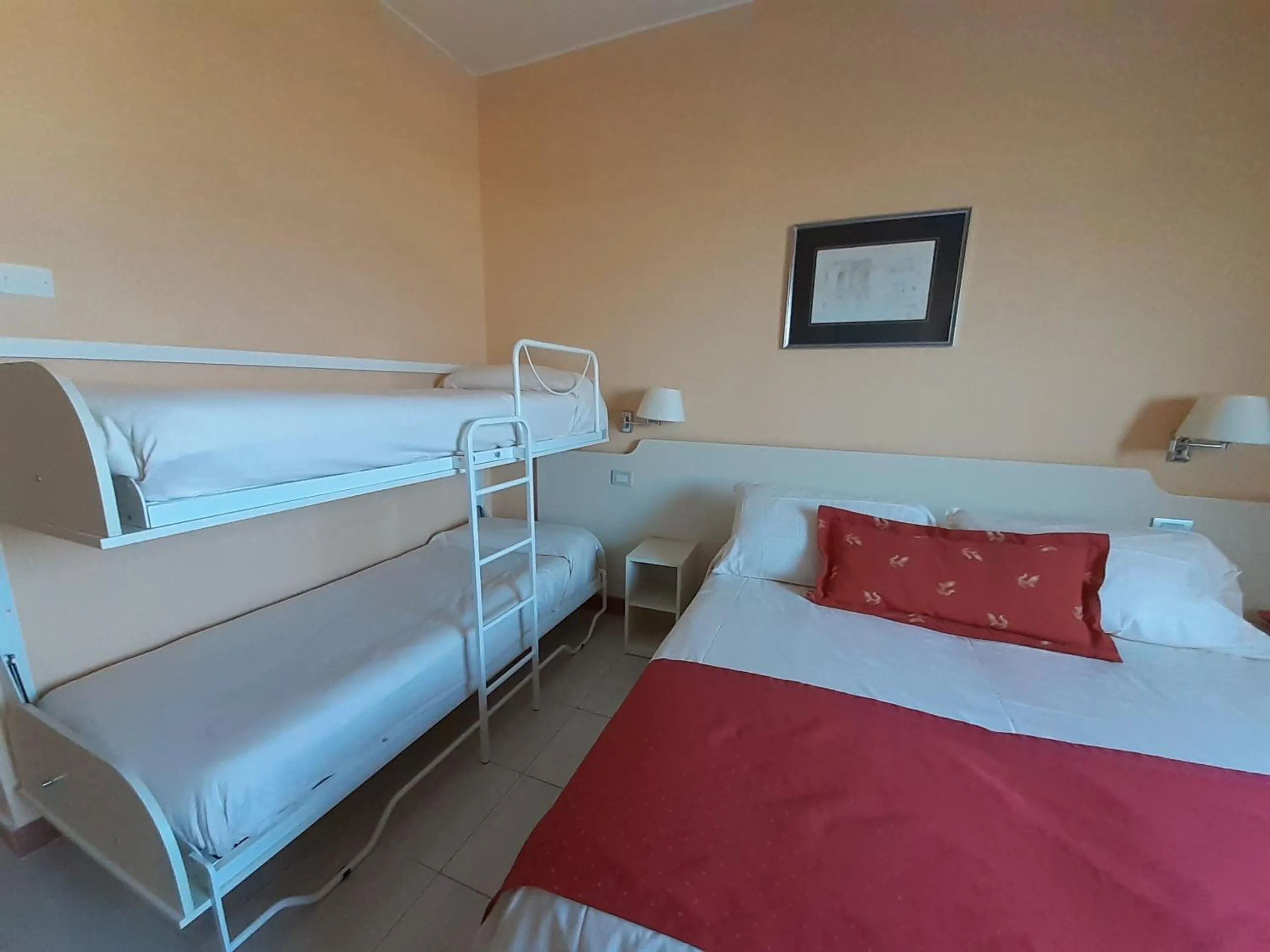 bunk bed, Bed in Barion Hotel & Congressi