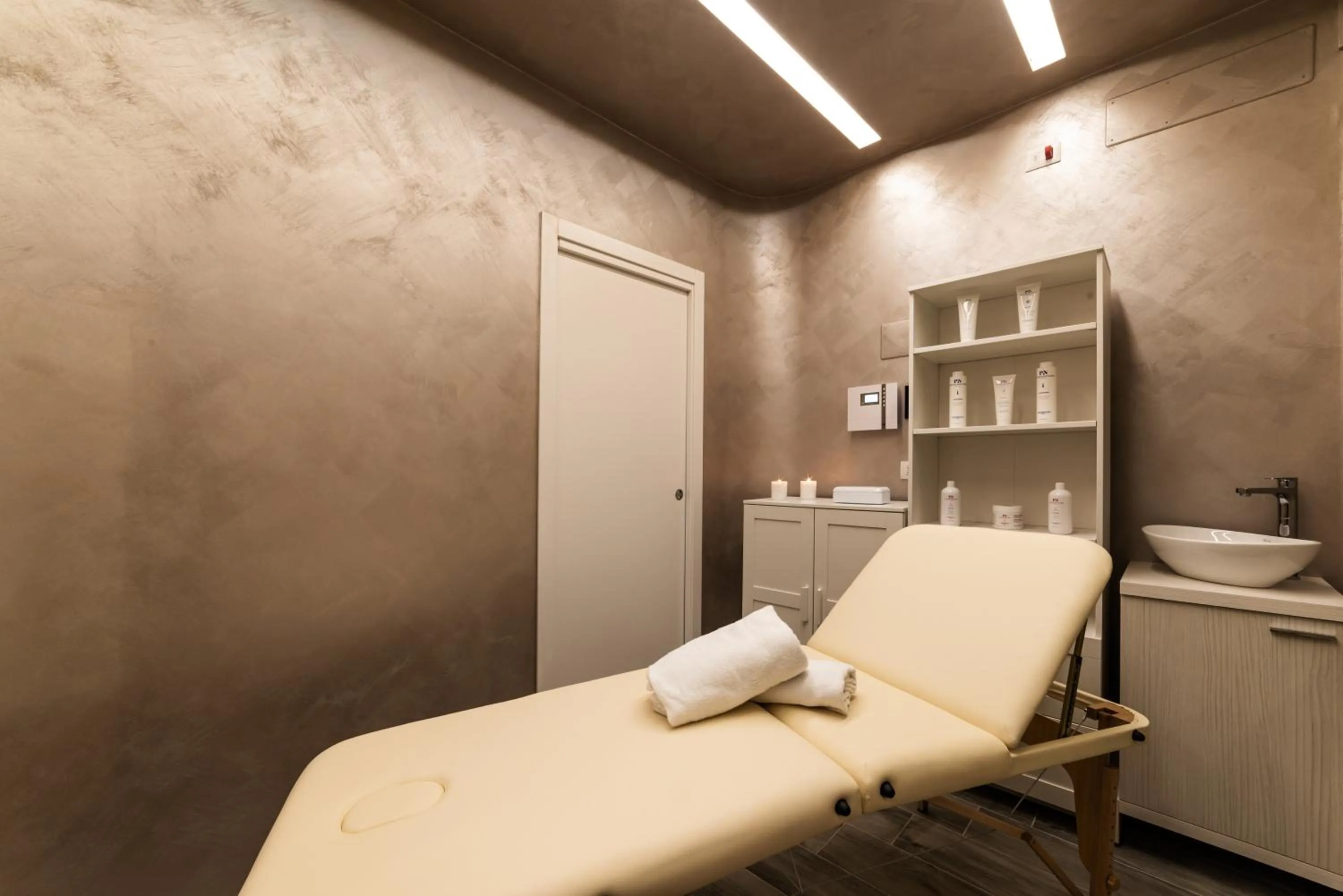 Massage in Barion Hotel & Congressi