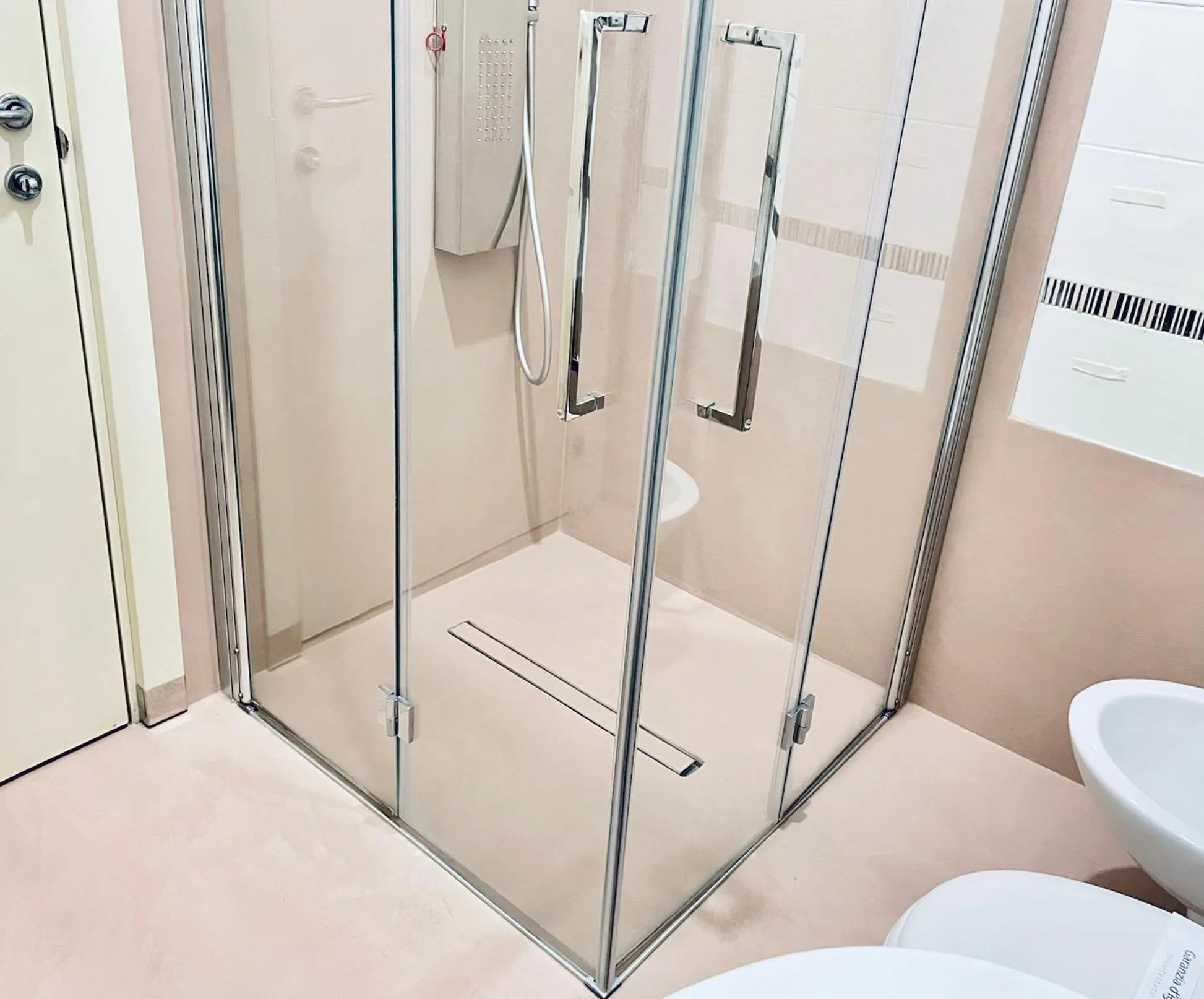 Shower in Barion Hotel & Congressi