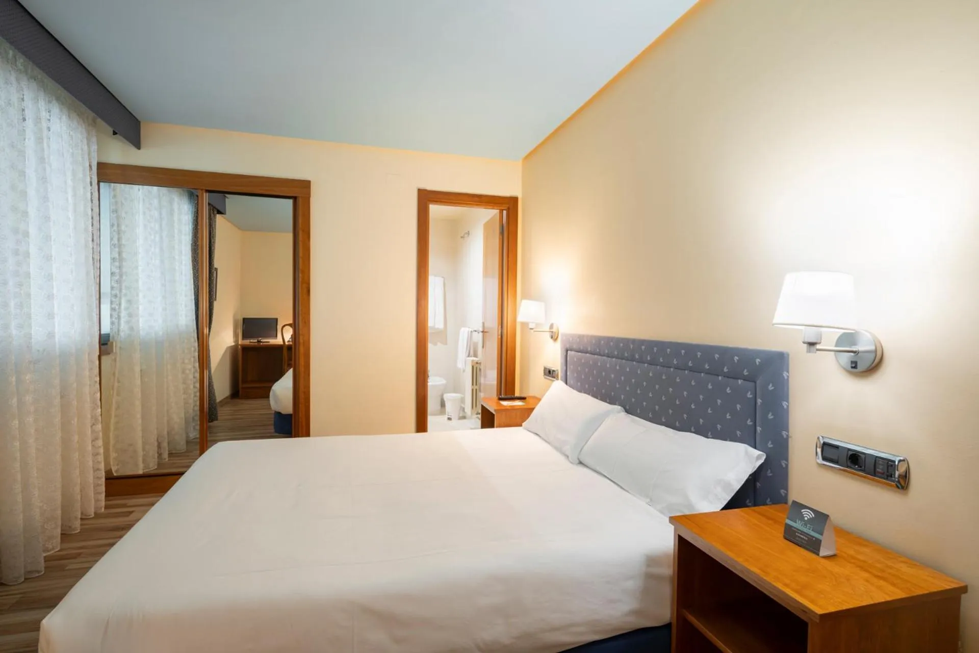 Bed in Hotel Villanueva