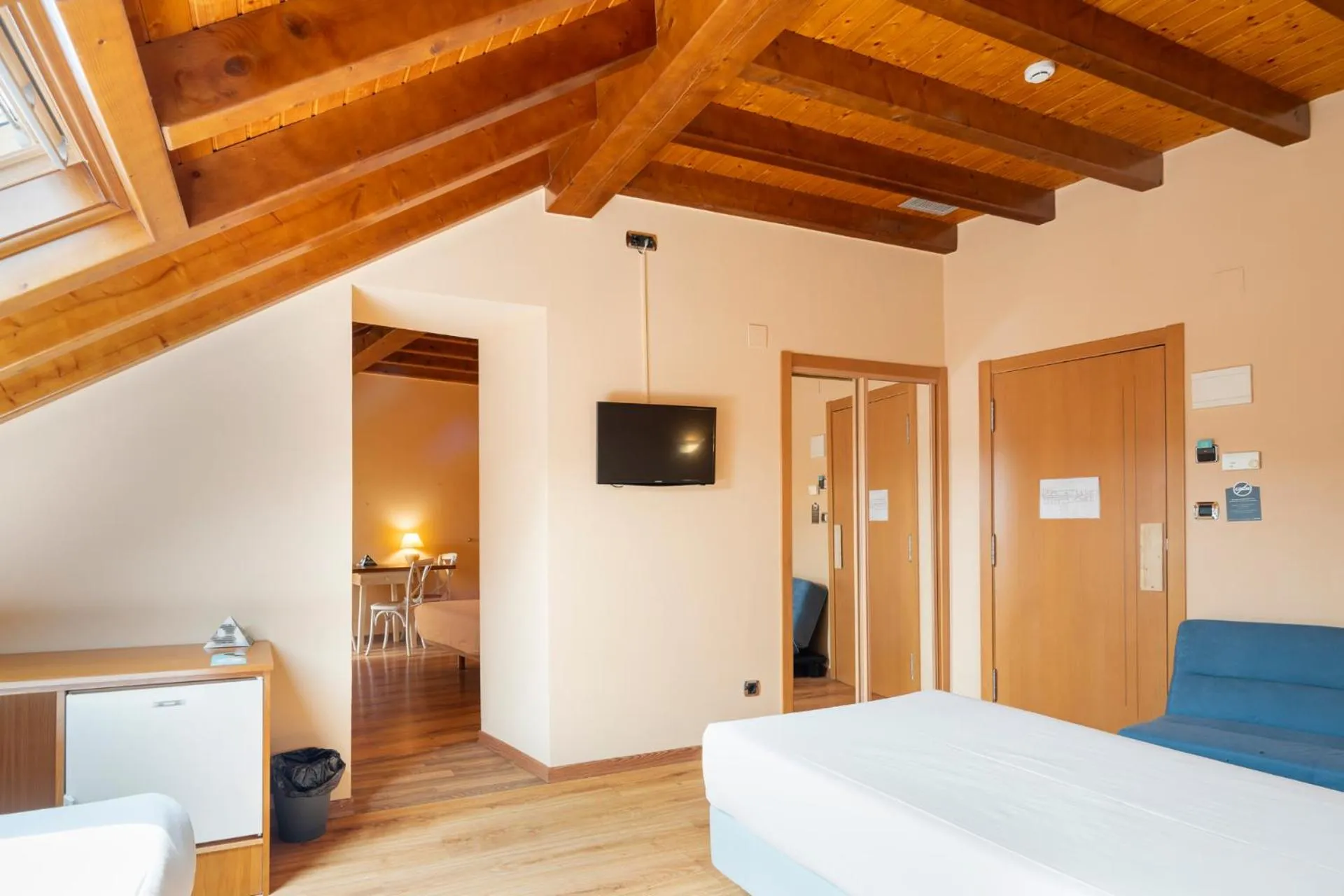 Photo of the whole room, Bed in Hotel Villanueva