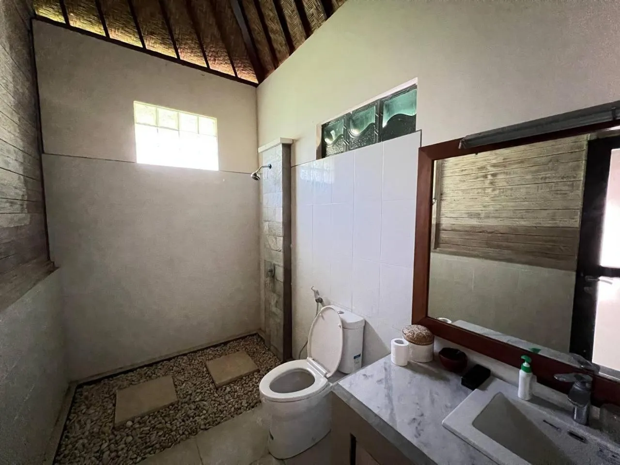 Bathroom in Raira Villas Lembongan by ABM