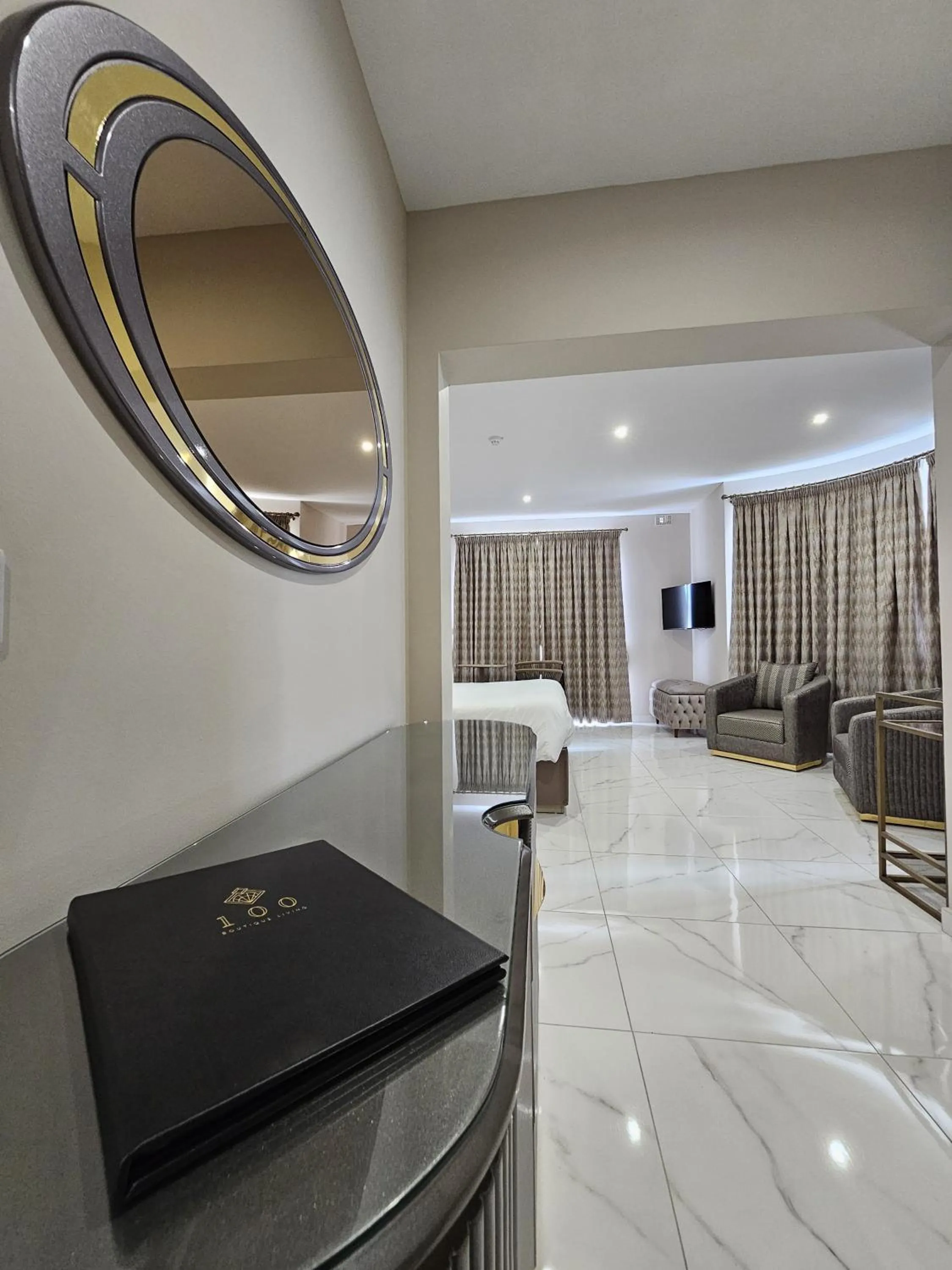 Bedroom in 100 Boutique Living