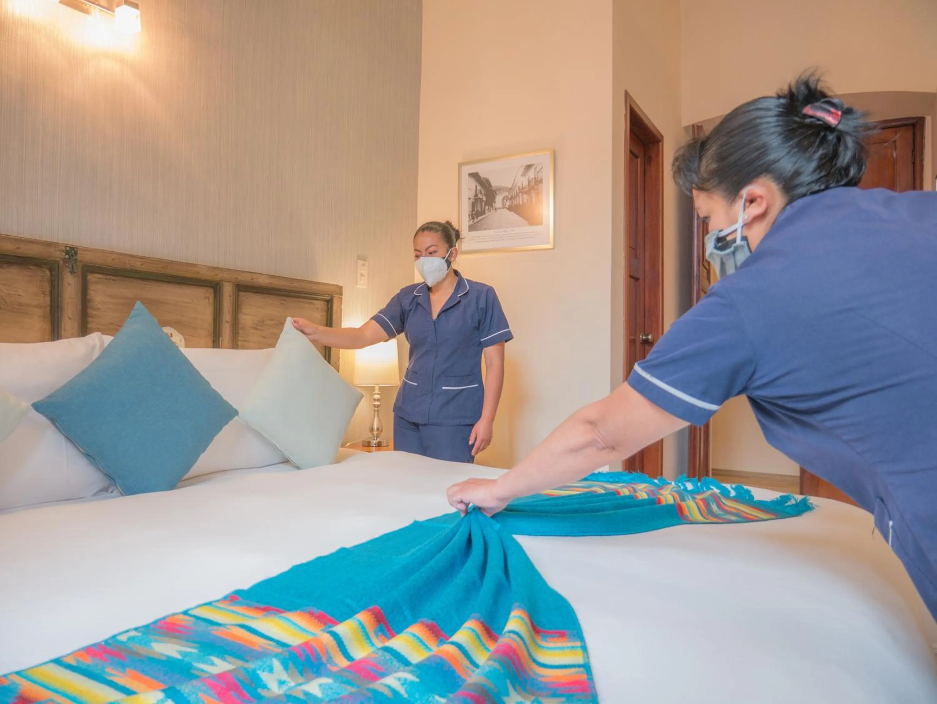 Staff, Bed in Casa El Edén