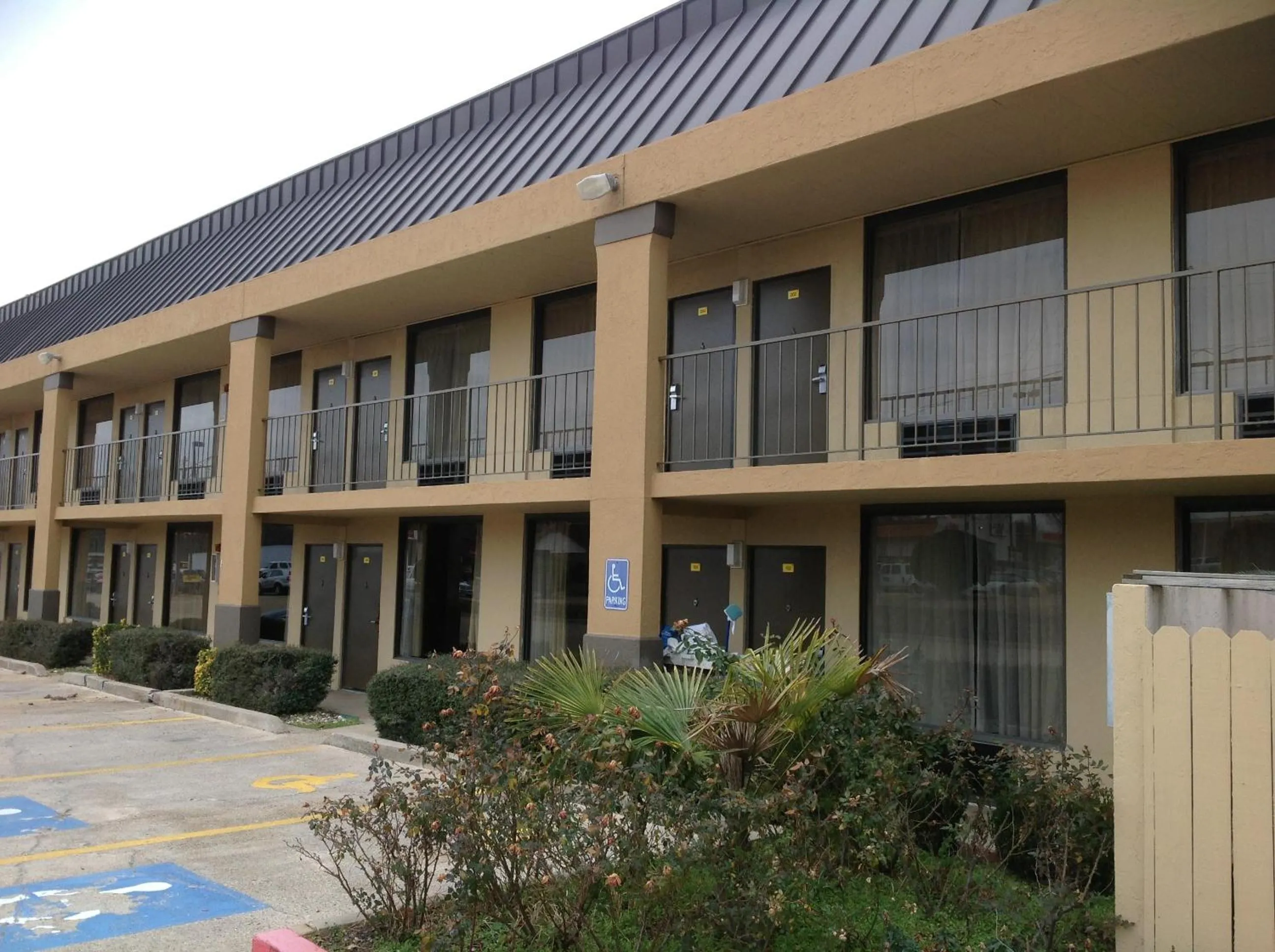 Property building in Super 8 by Wyndham Longview/North