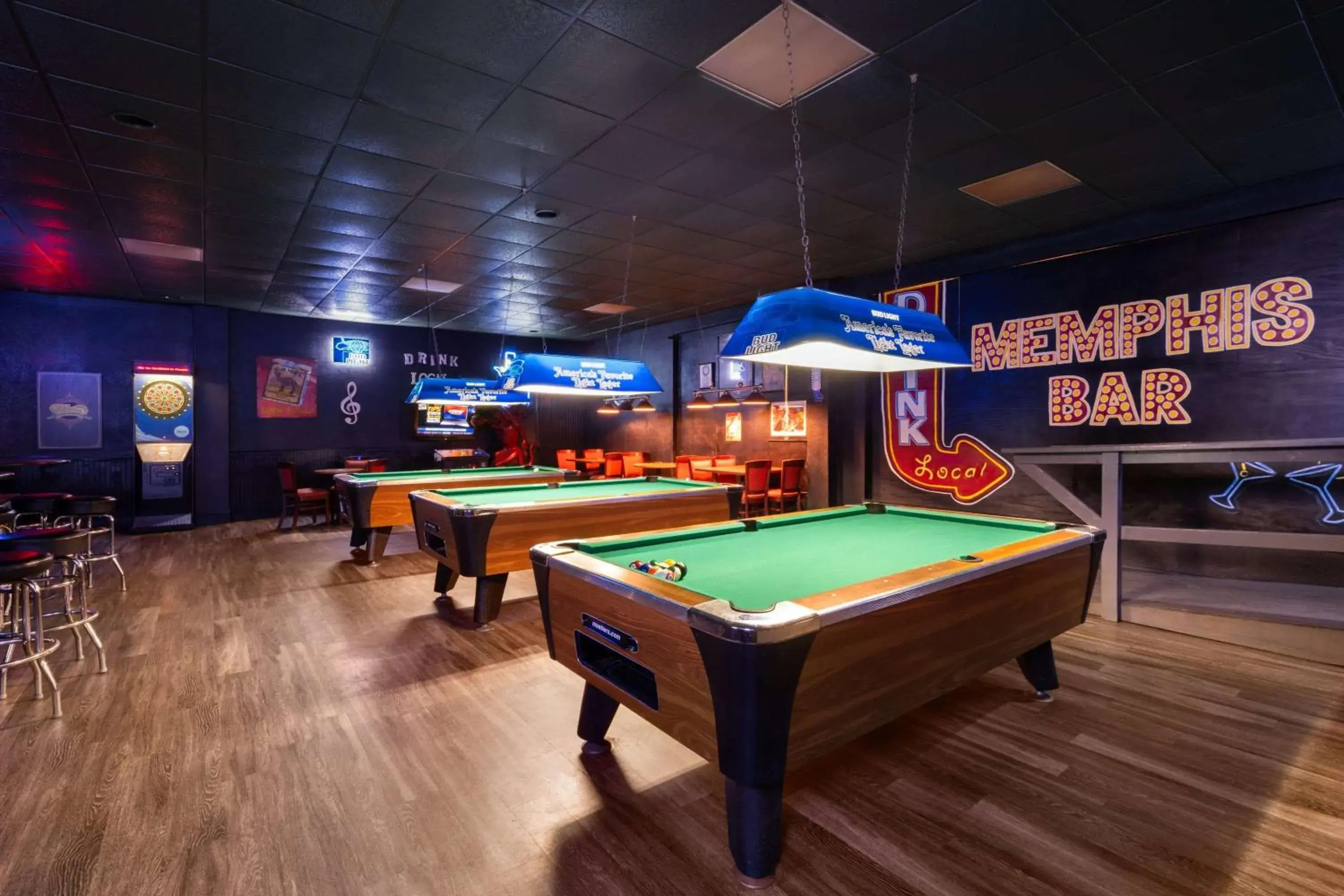 Lounge or bar in Super 8 by Wyndham Longview/North Lounge or bar in Super 8 by Wyndham Longview/North