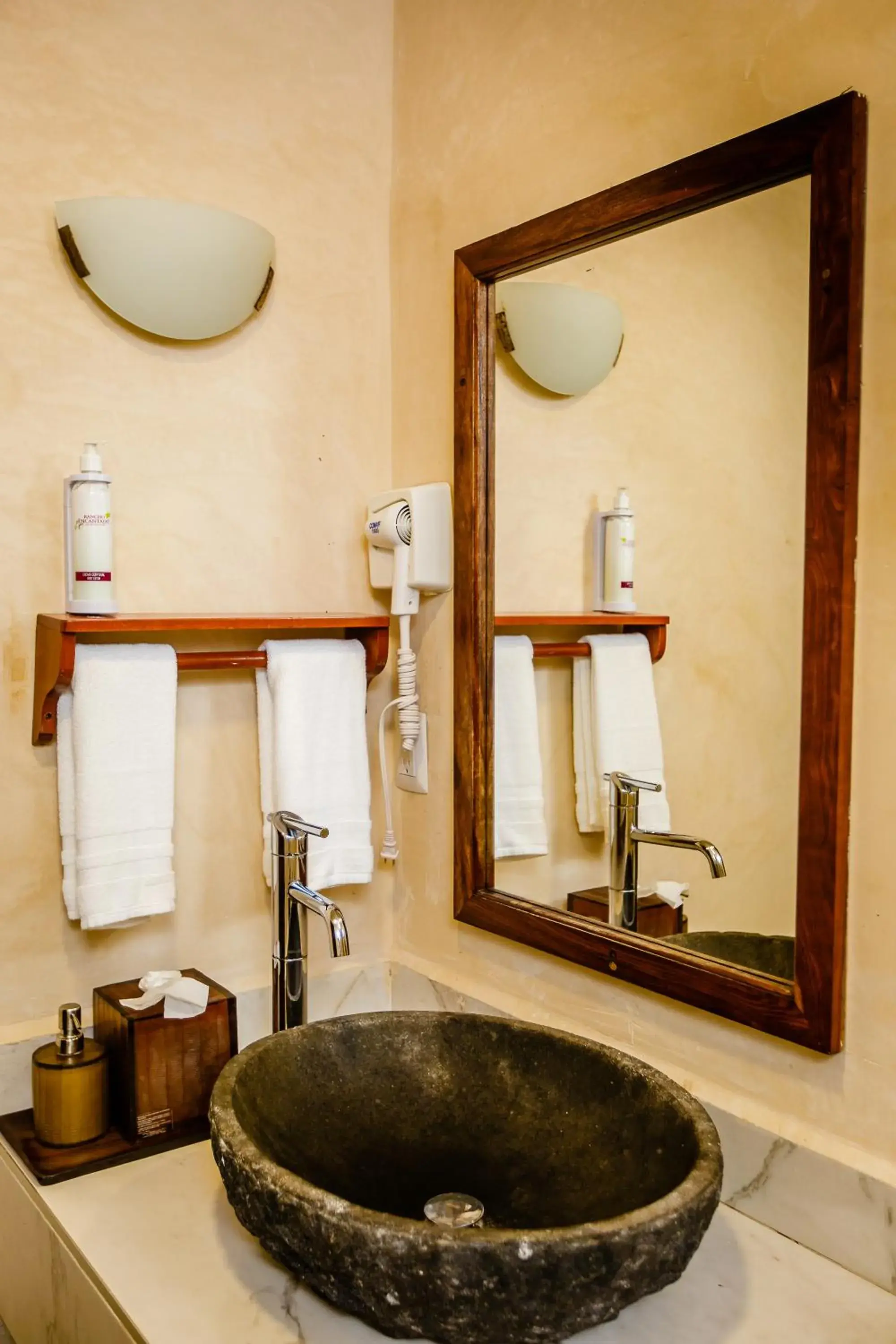 Bathroom in Hotel Rancho Encantado Bathroom in Hotel Rancho Encantado